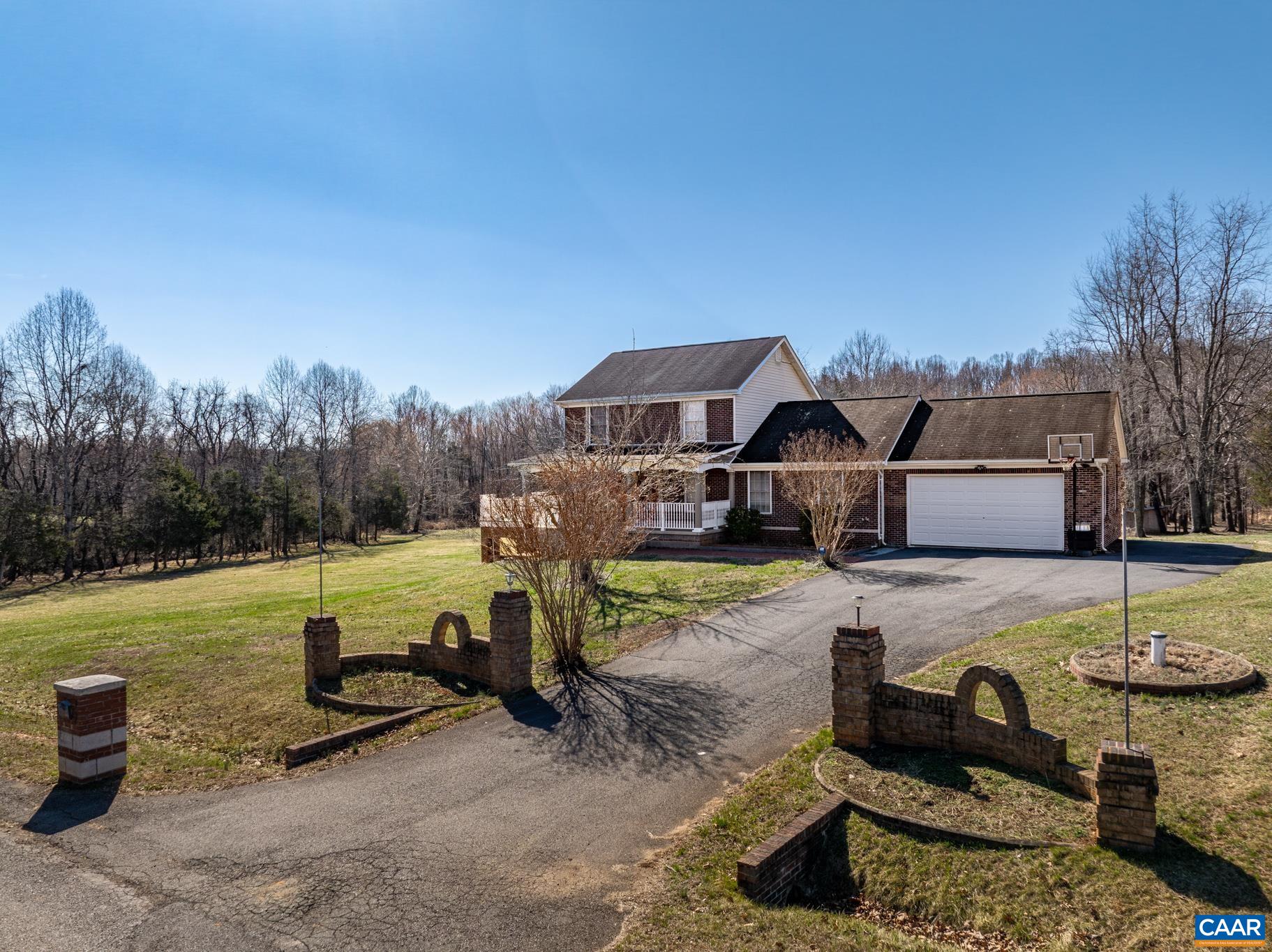 15760 FOX CHASE LN