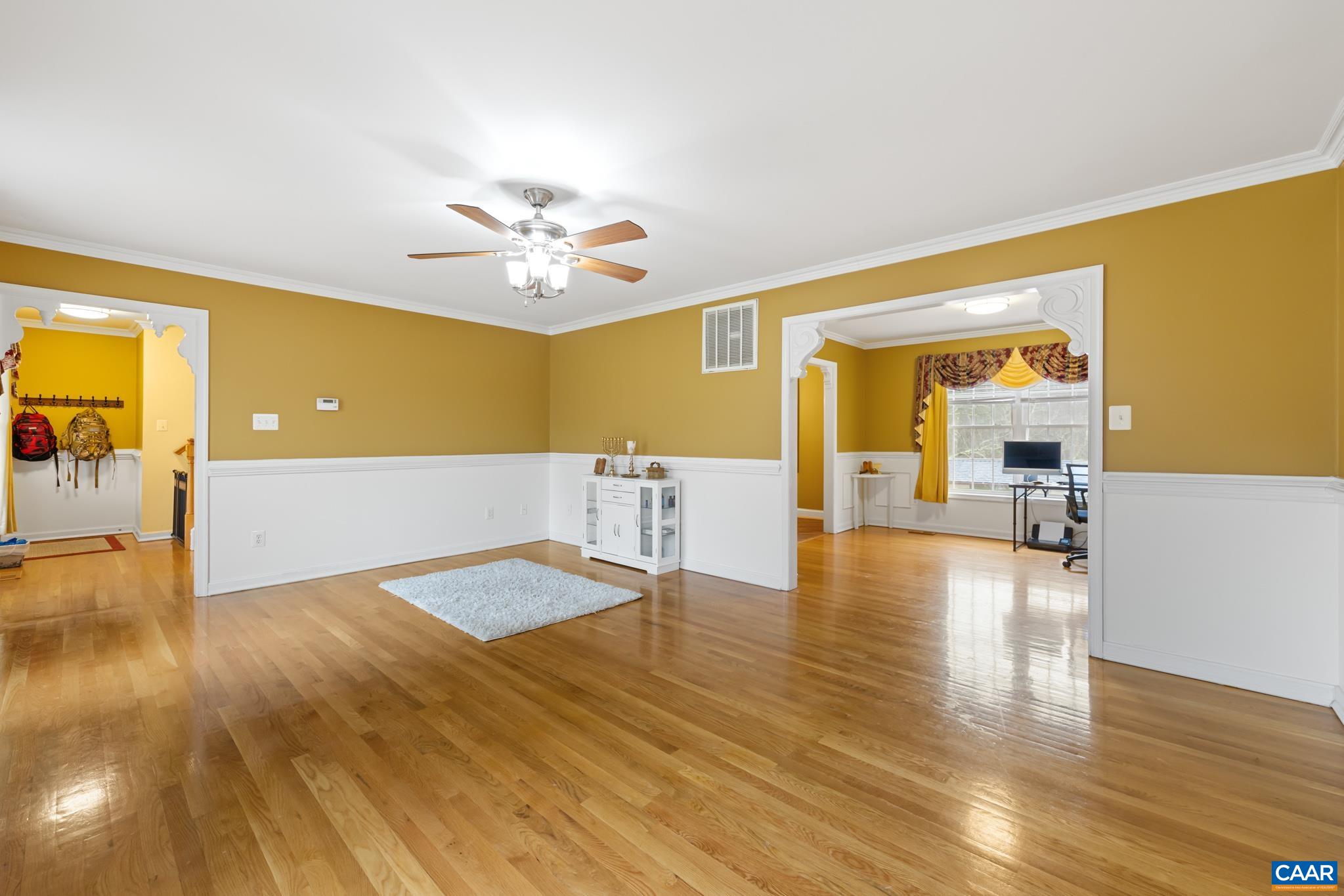 15760 FOX CHASE LN