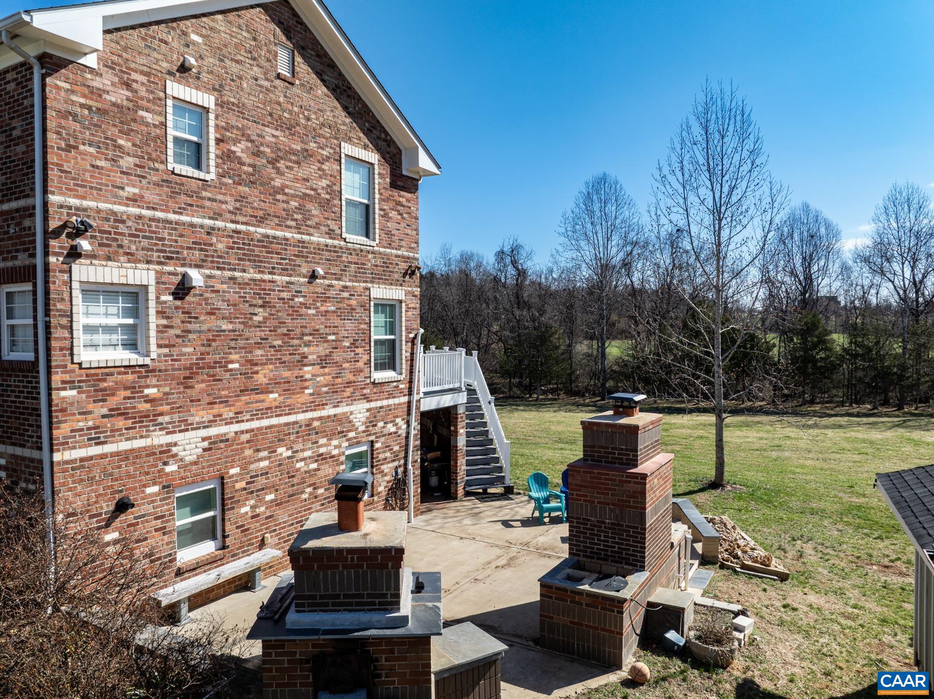 15760 FOX CHASE LN