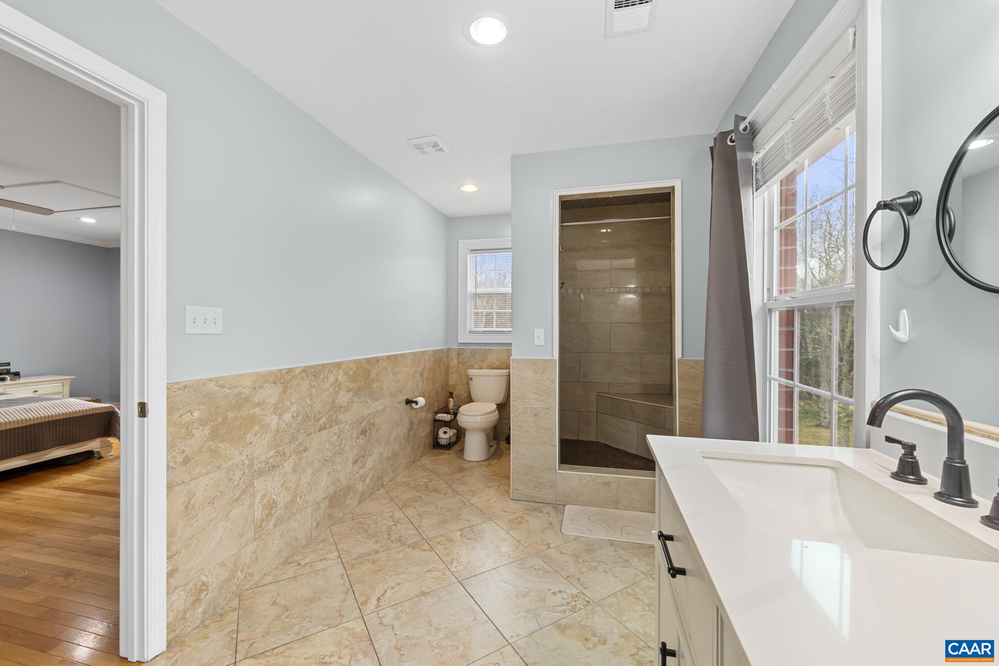 15760 FOX CHASE LN