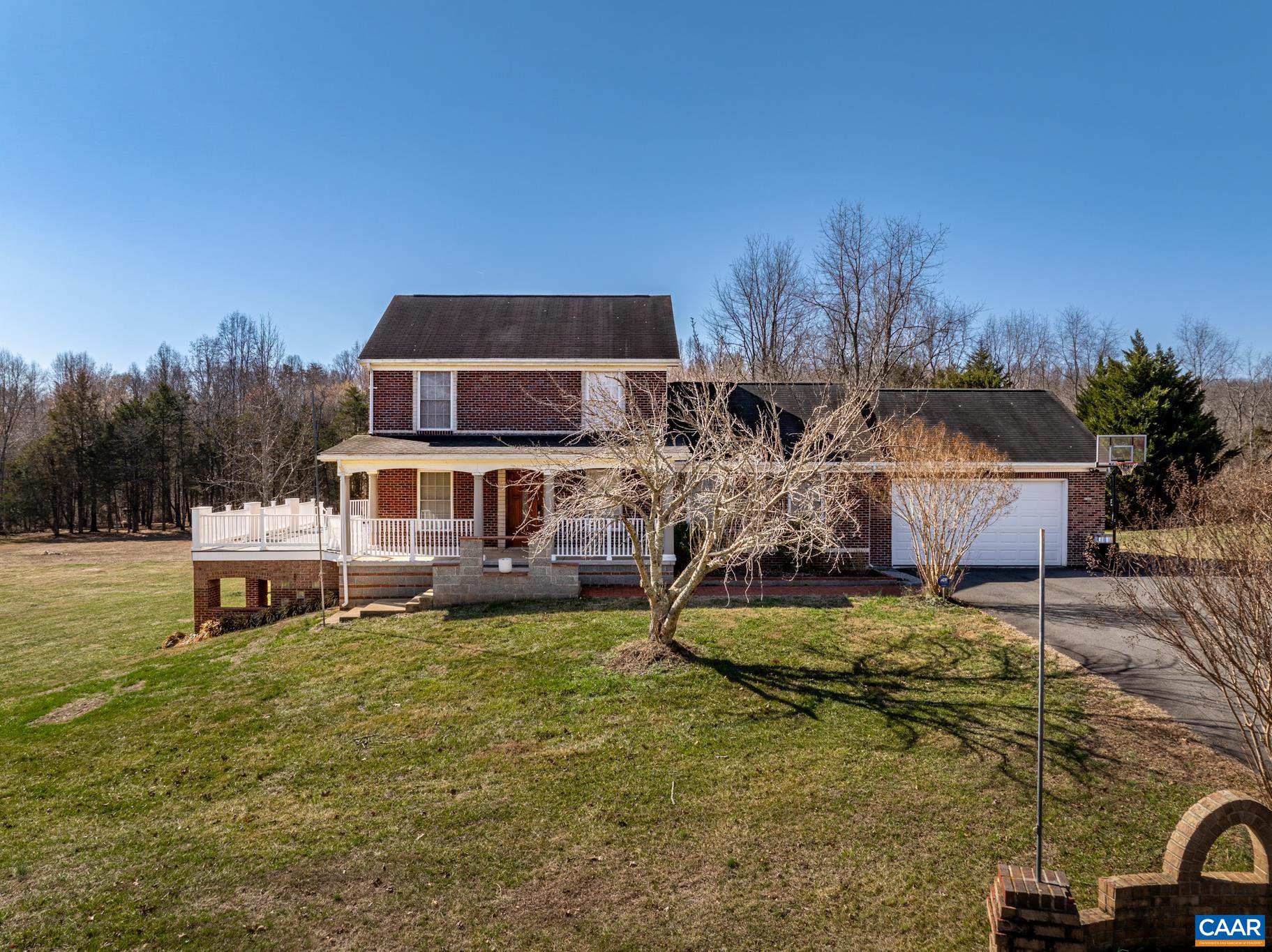 15760 FOX CHASE LN