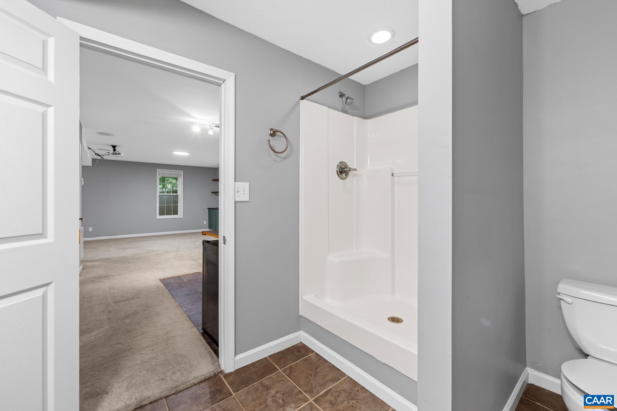 495 JEFFERS DR