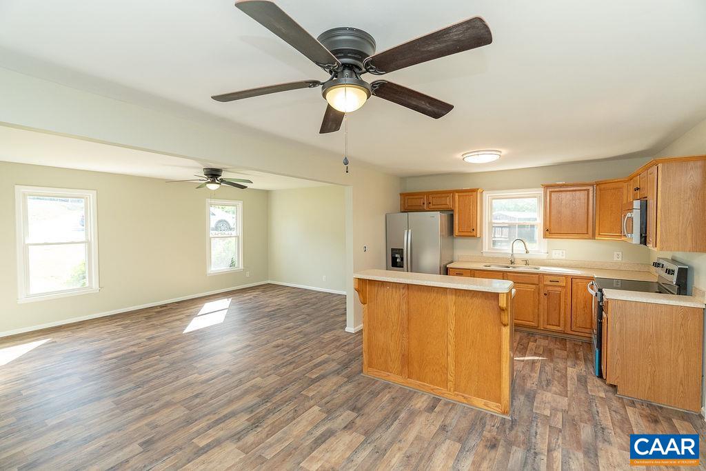 102 DORSET CT