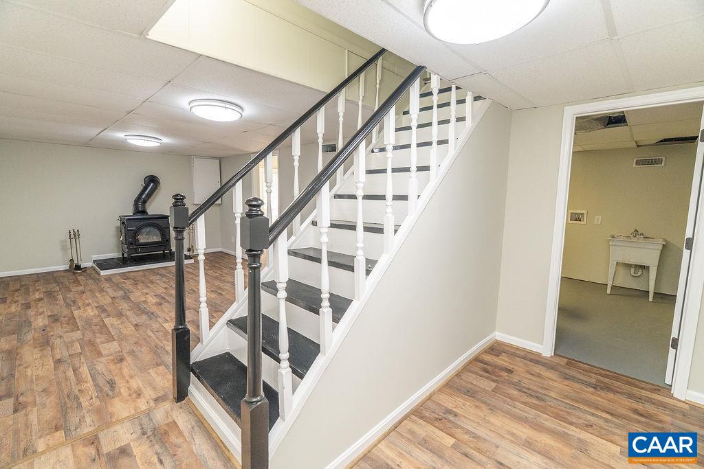102 DORSET CT