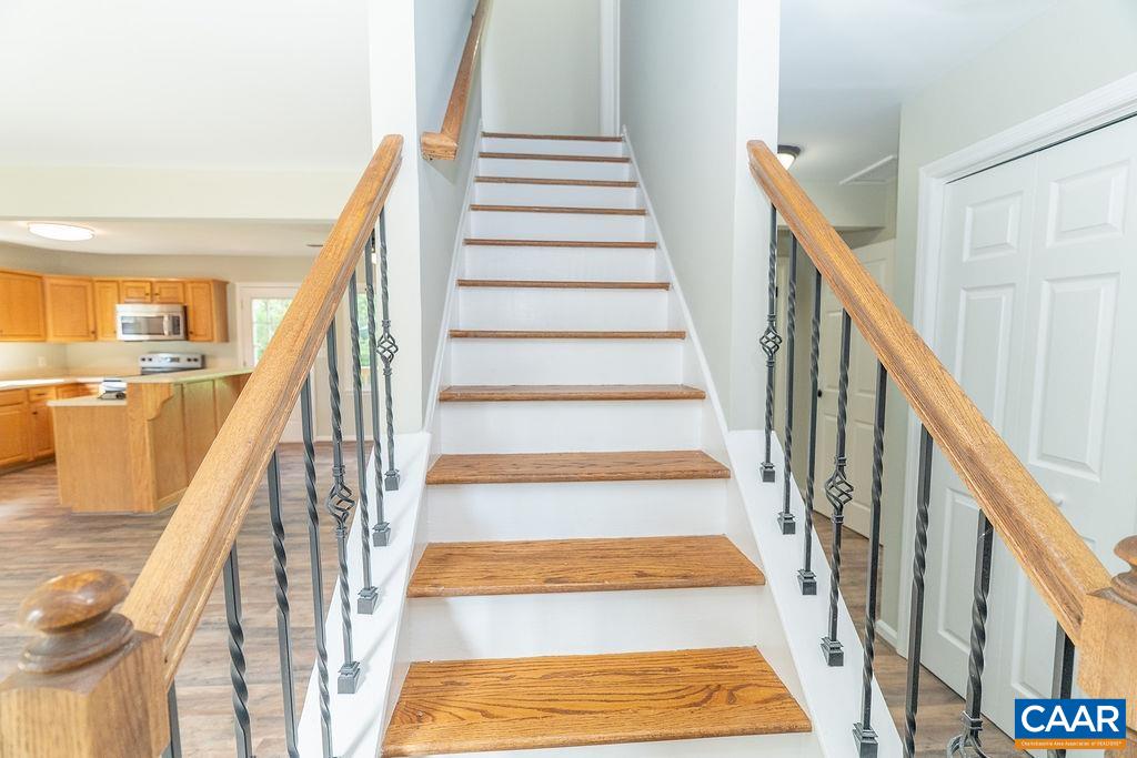 102 DORSET CT