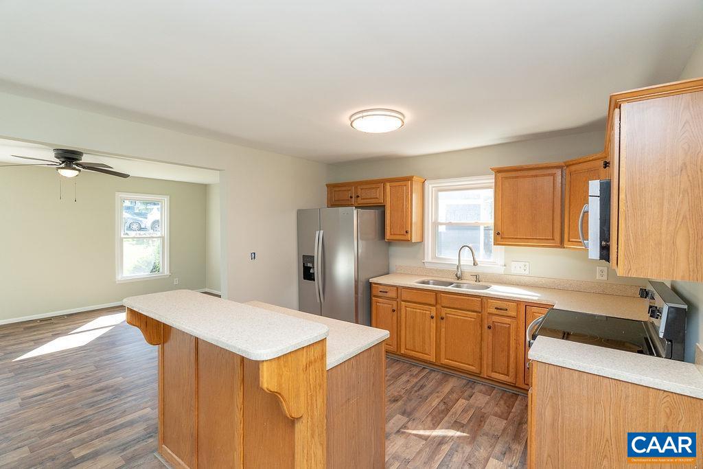 102 DORSET CT