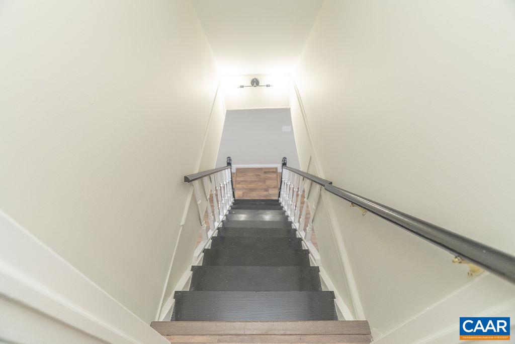 102 DORSET CT