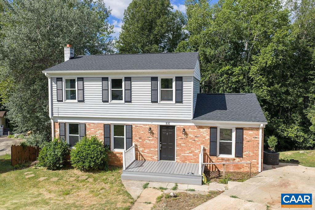 102 DORSET CT