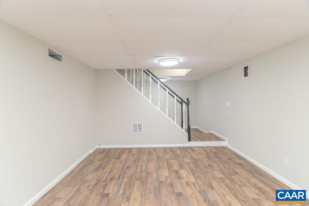 102 DORSET CT