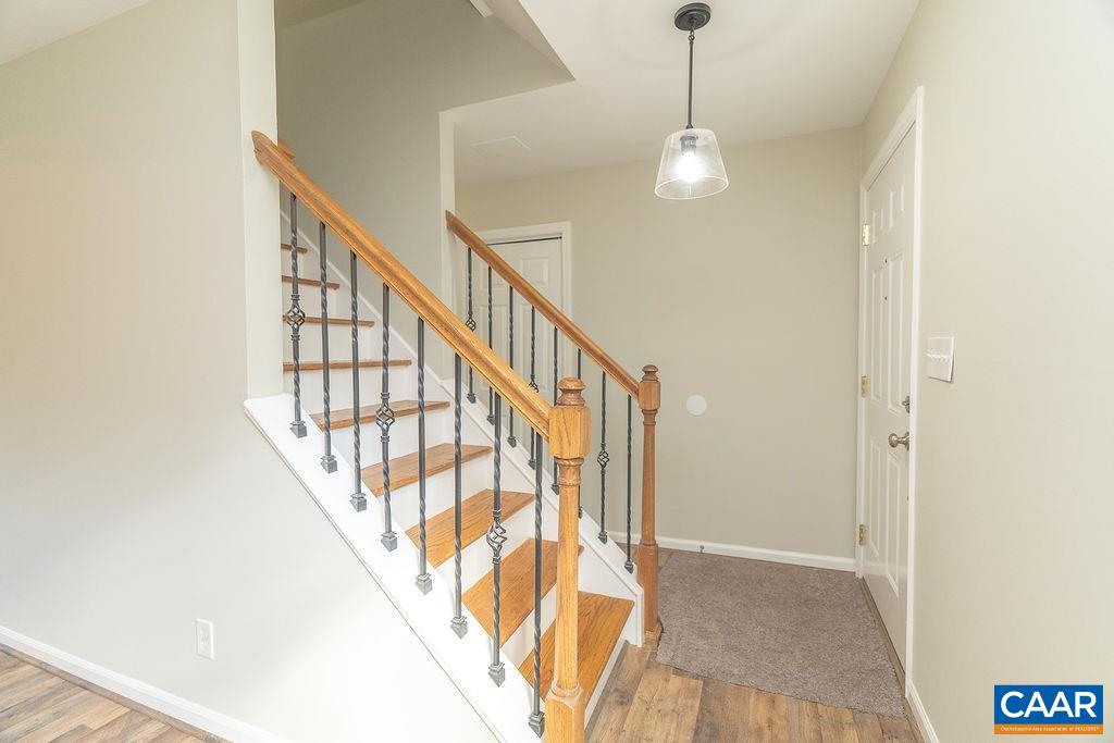 102 DORSET CT