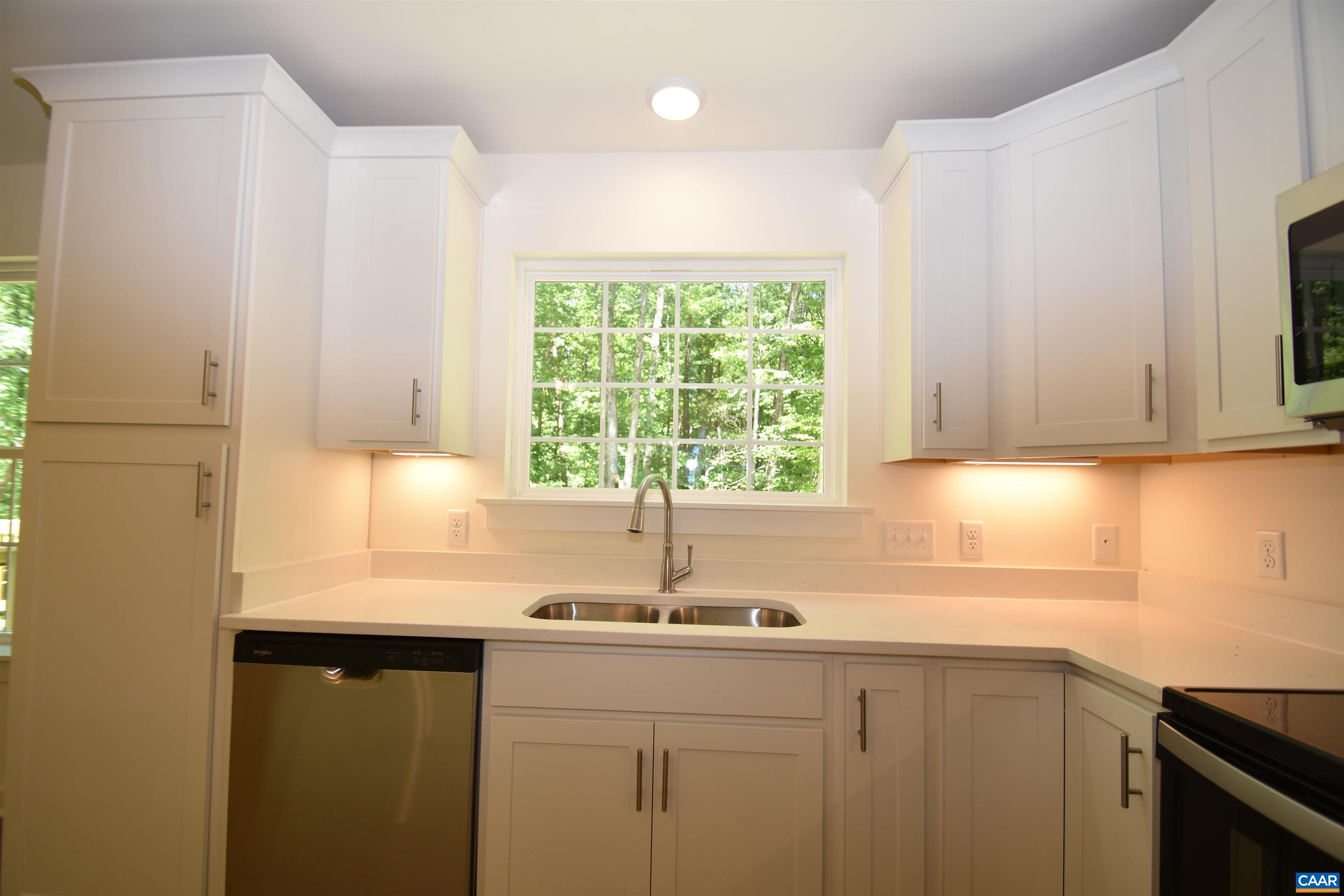 459 LAKE RD Unit: HL12B