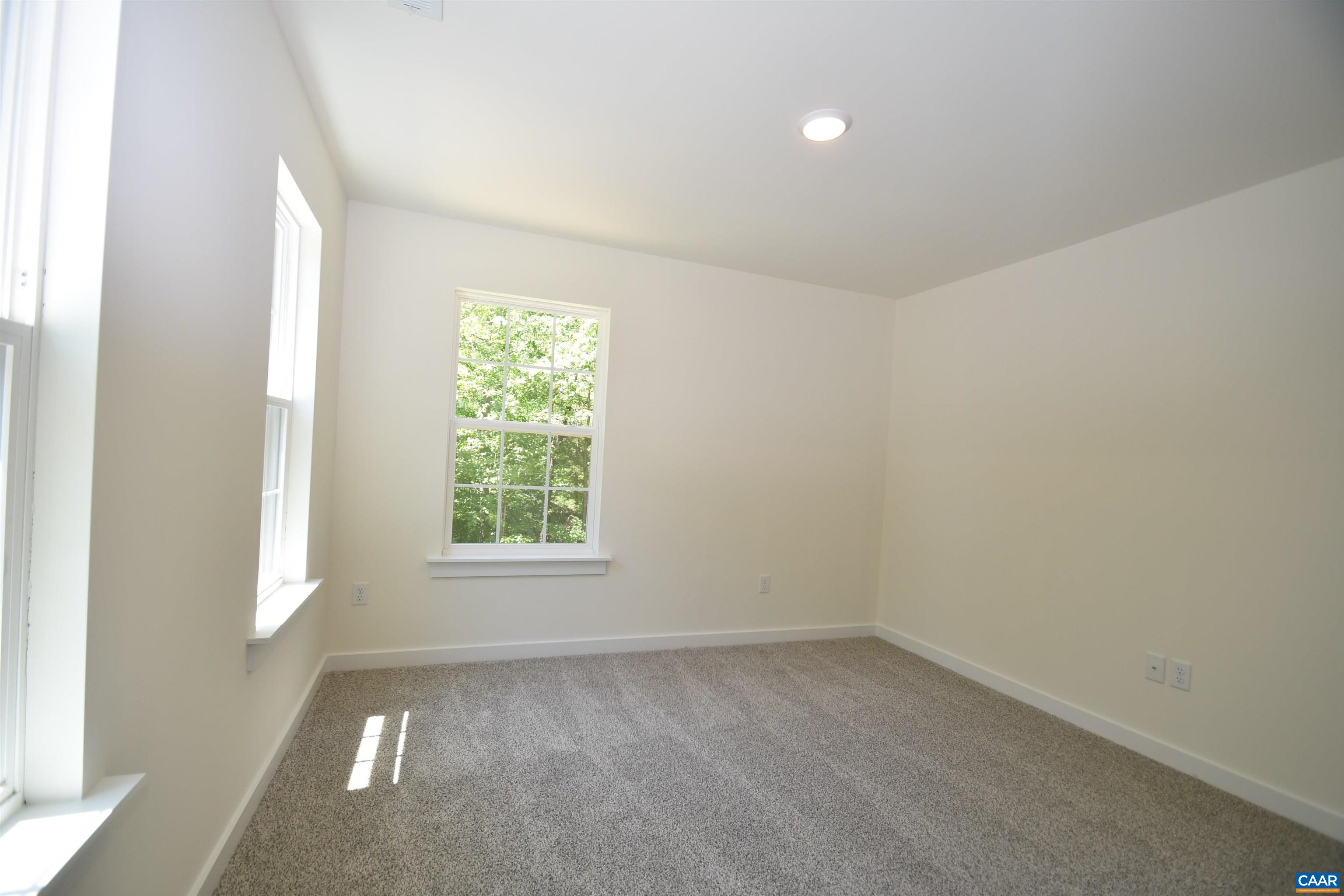 459 LAKE RD Unit: HL12B