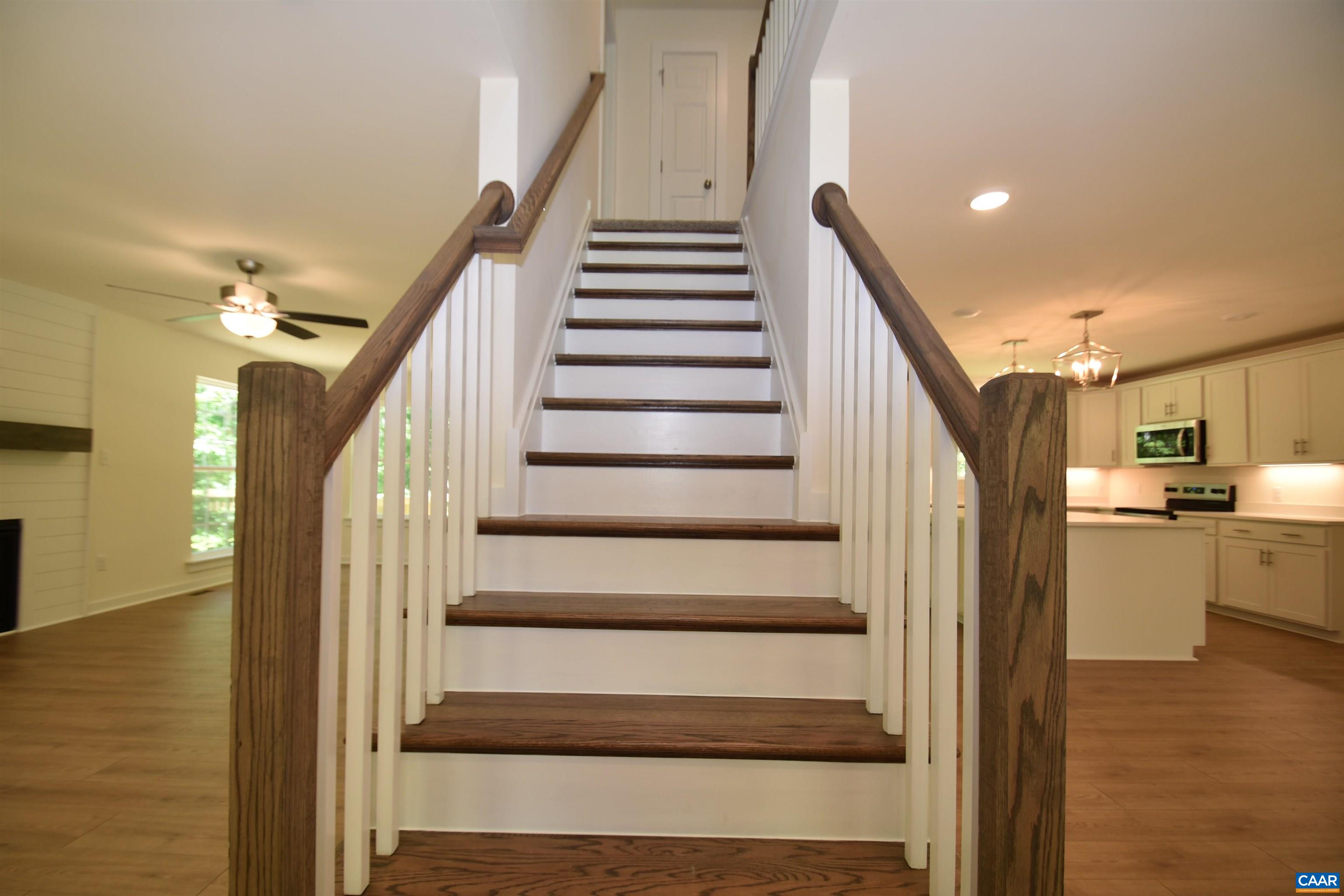 459 LAKE RD Unit: HL12B