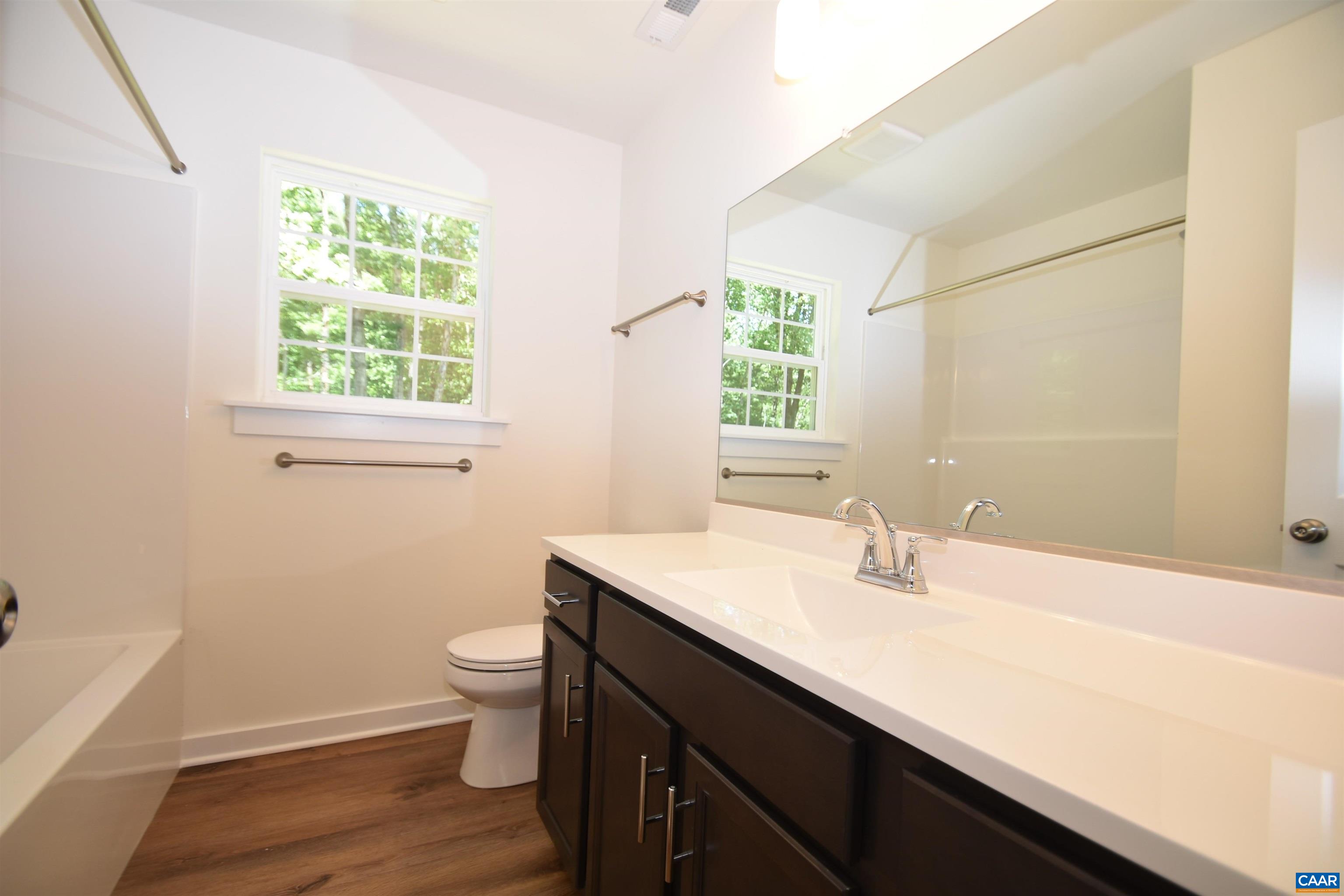 459 LAKE RD Unit: HL12B
