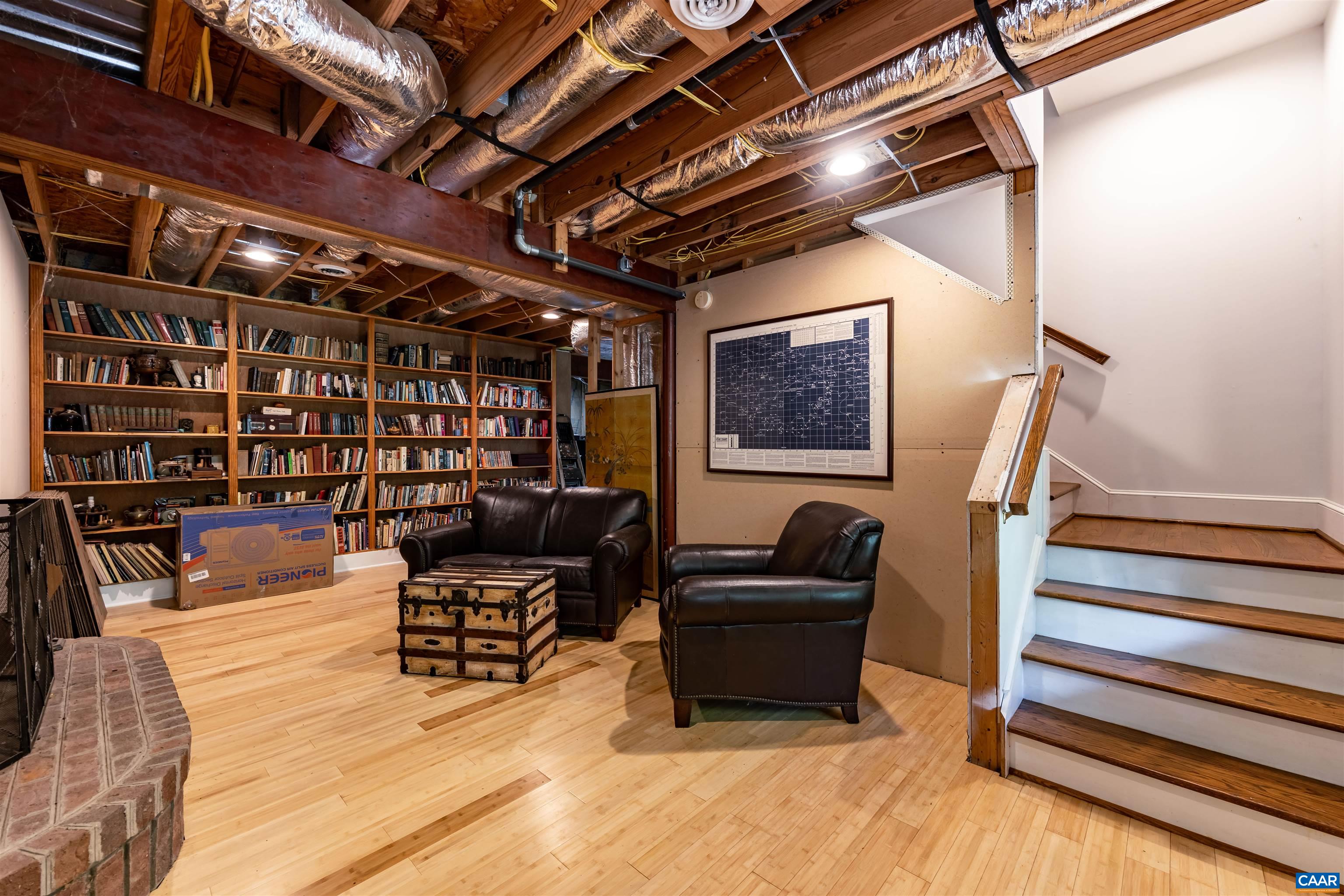 363 BRIDGEPORT RD