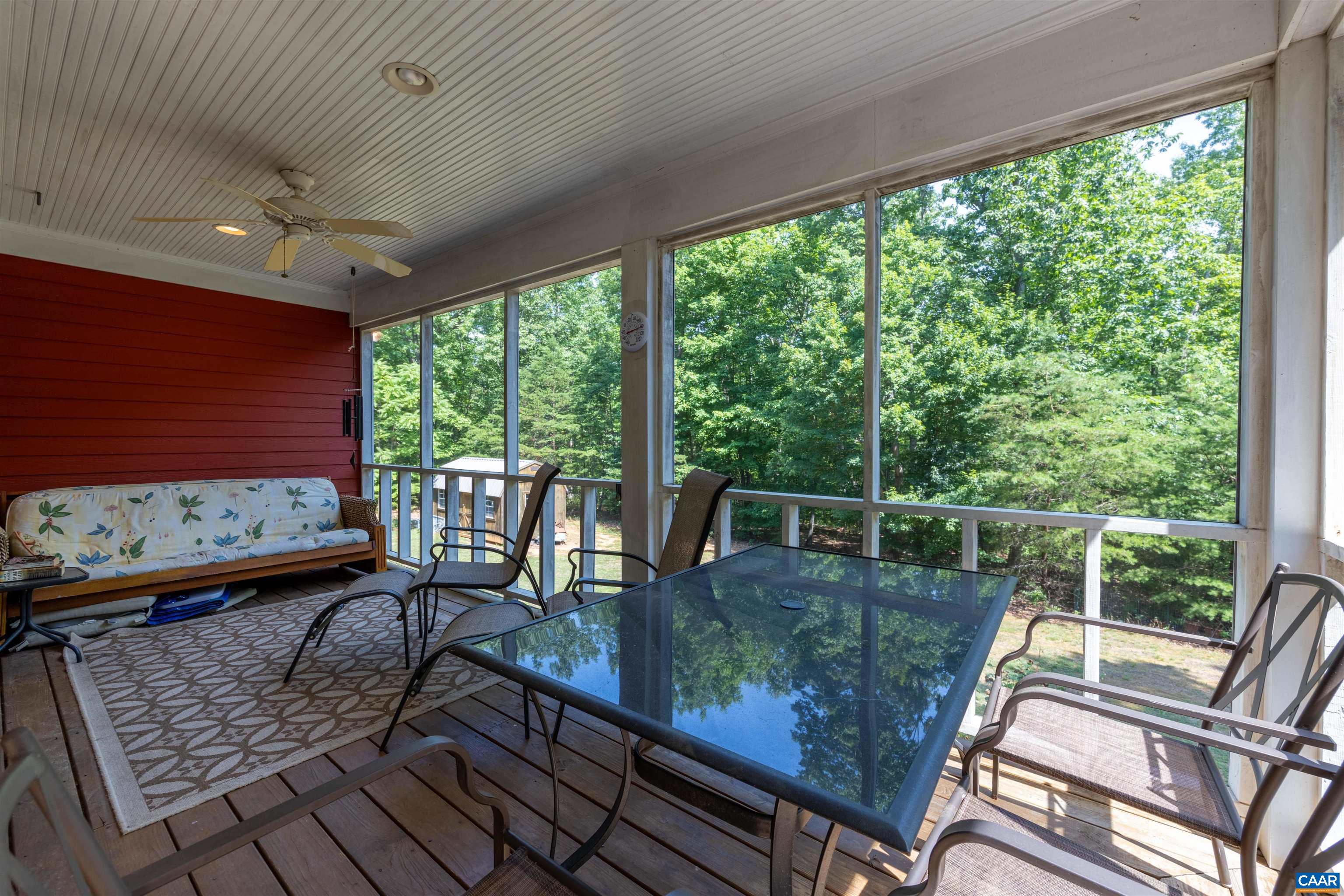 363 BRIDGEPORT RD
