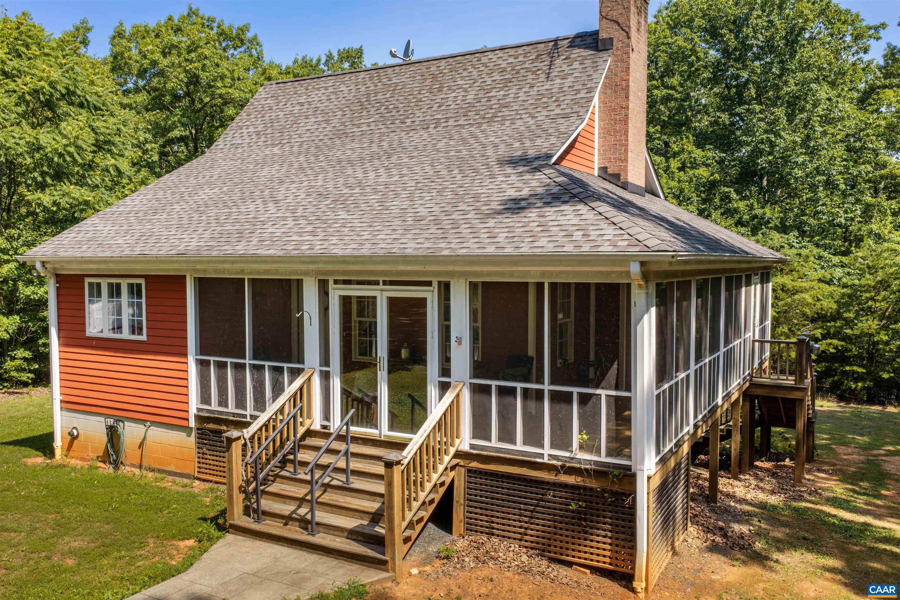 363 BRIDGEPORT RD