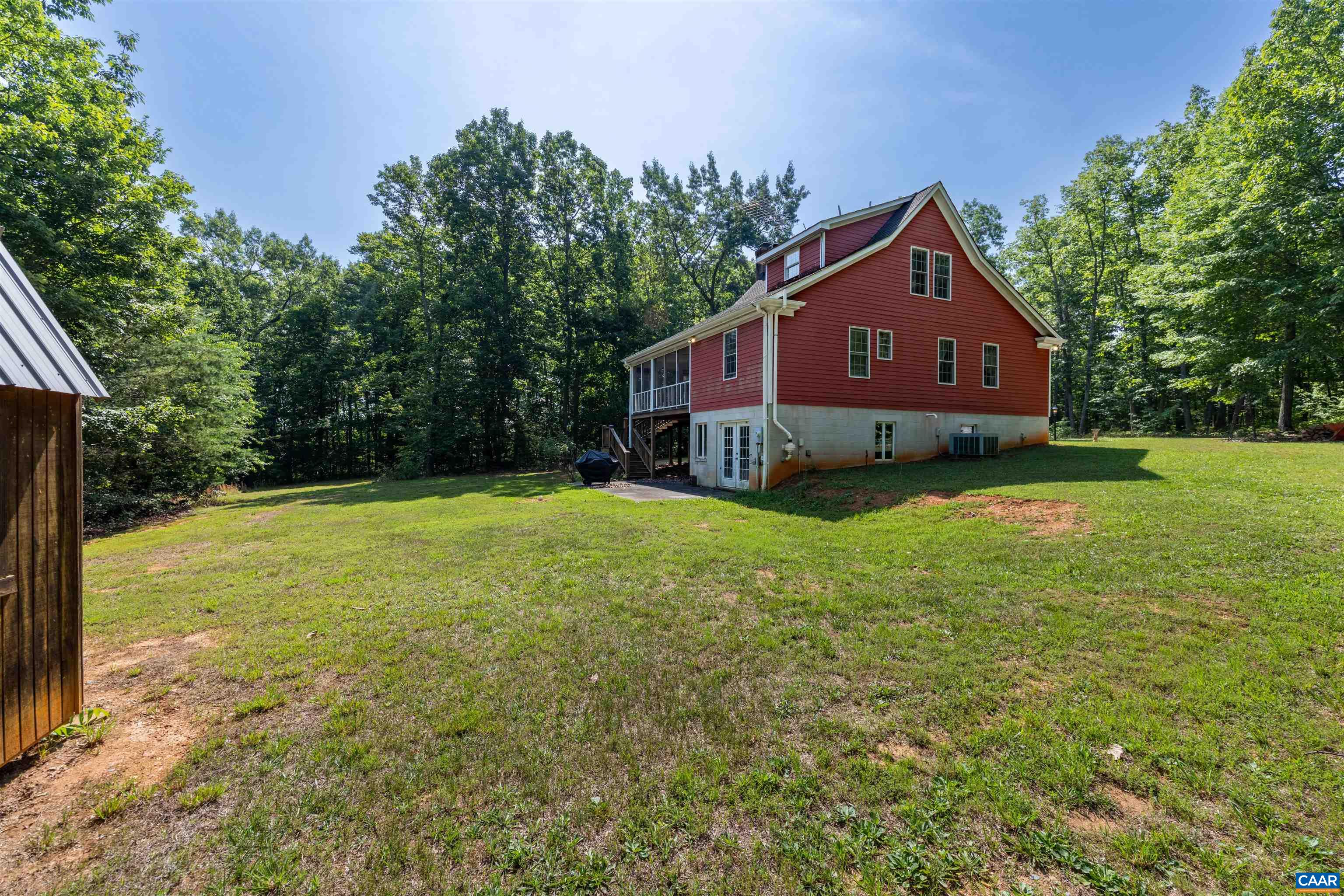 363 BRIDGEPORT RD