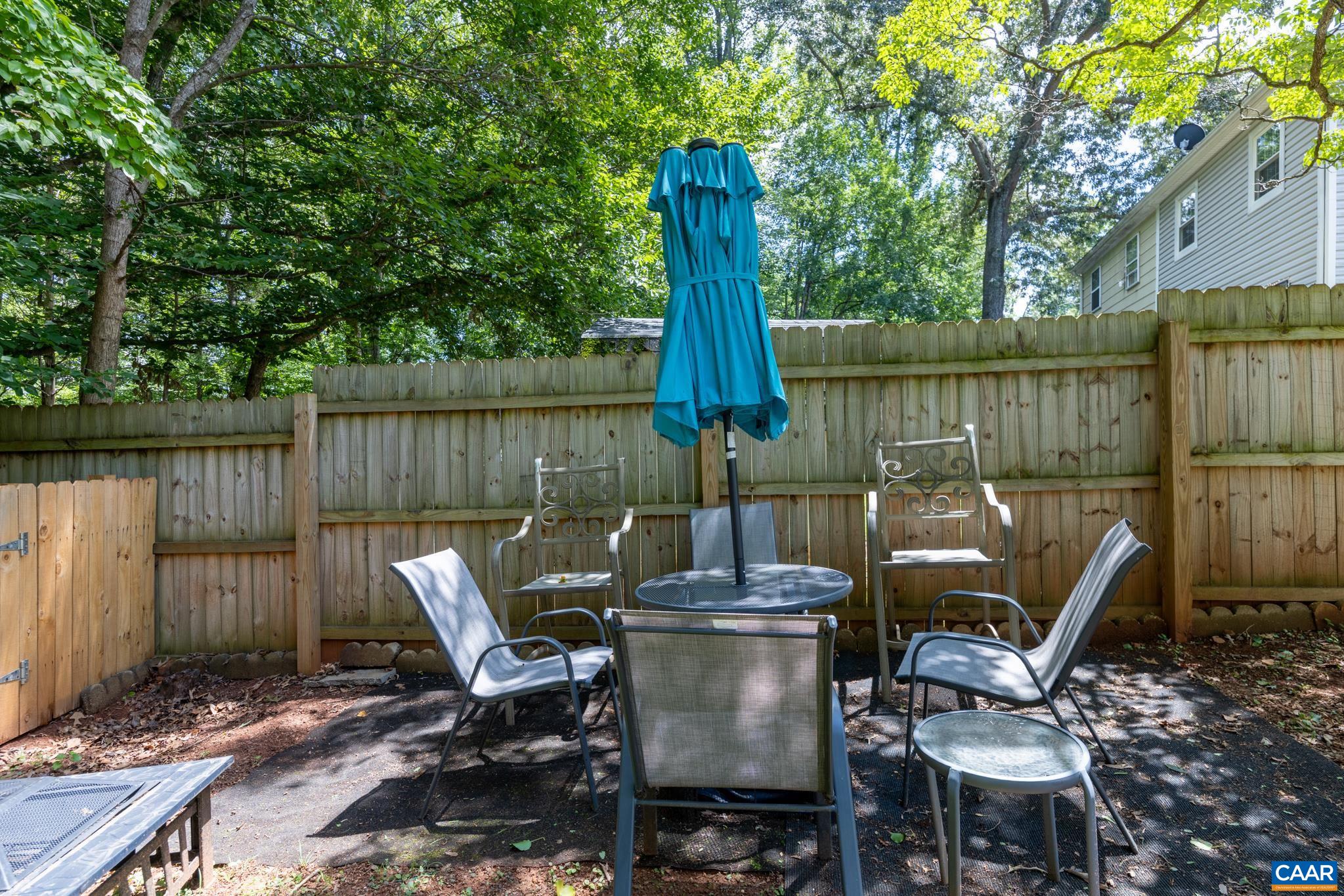 2416 WHITNEY CT