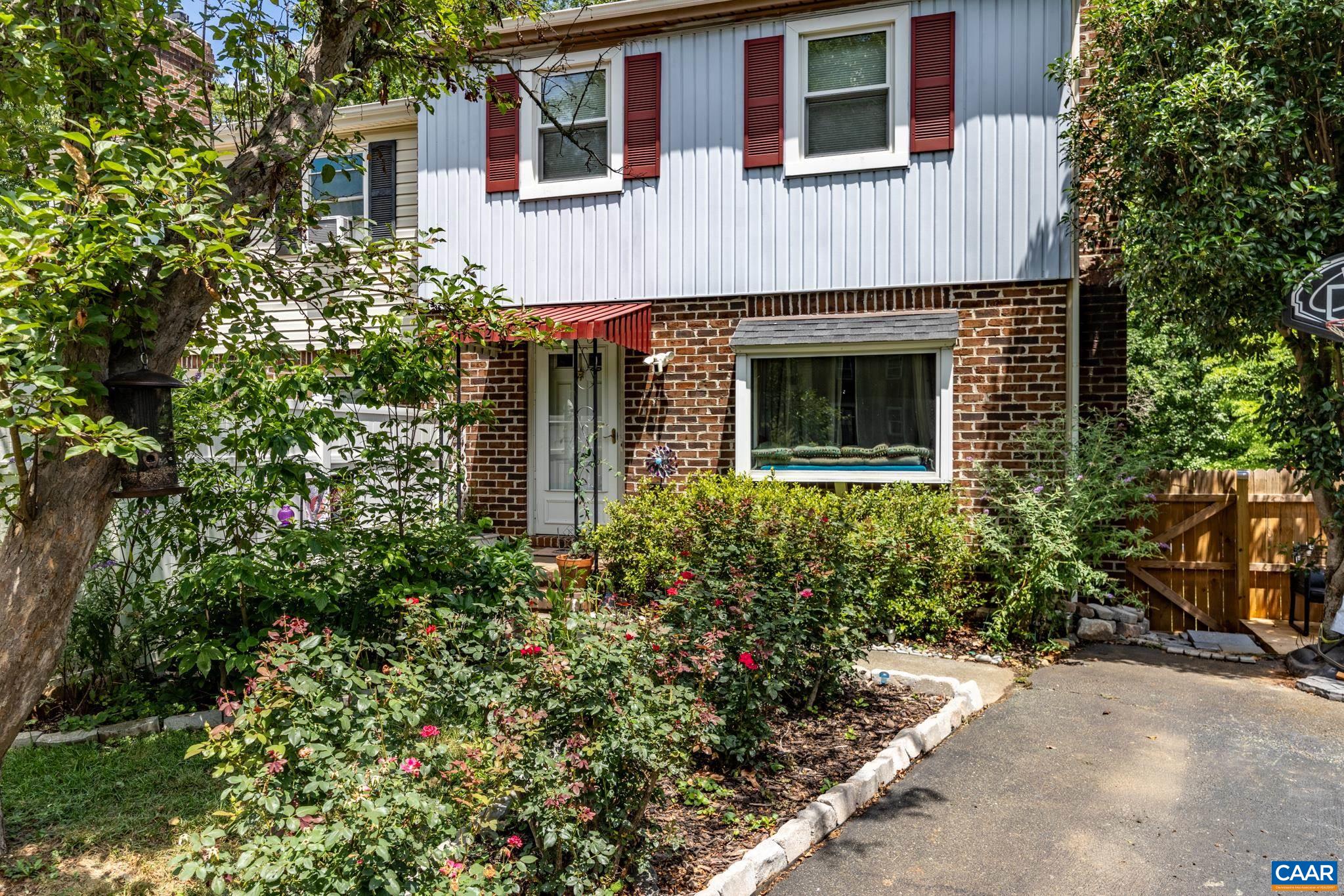 2416 WHITNEY CT