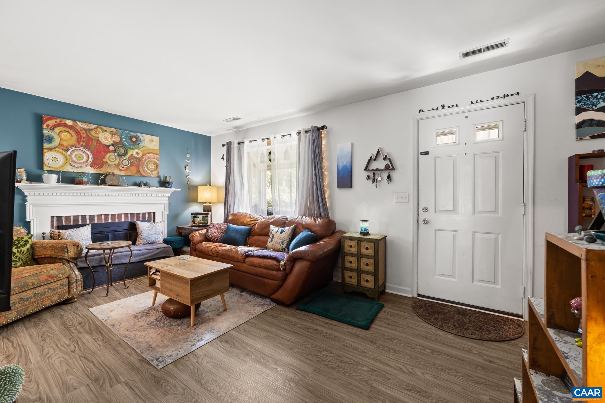 2416 WHITNEY CT