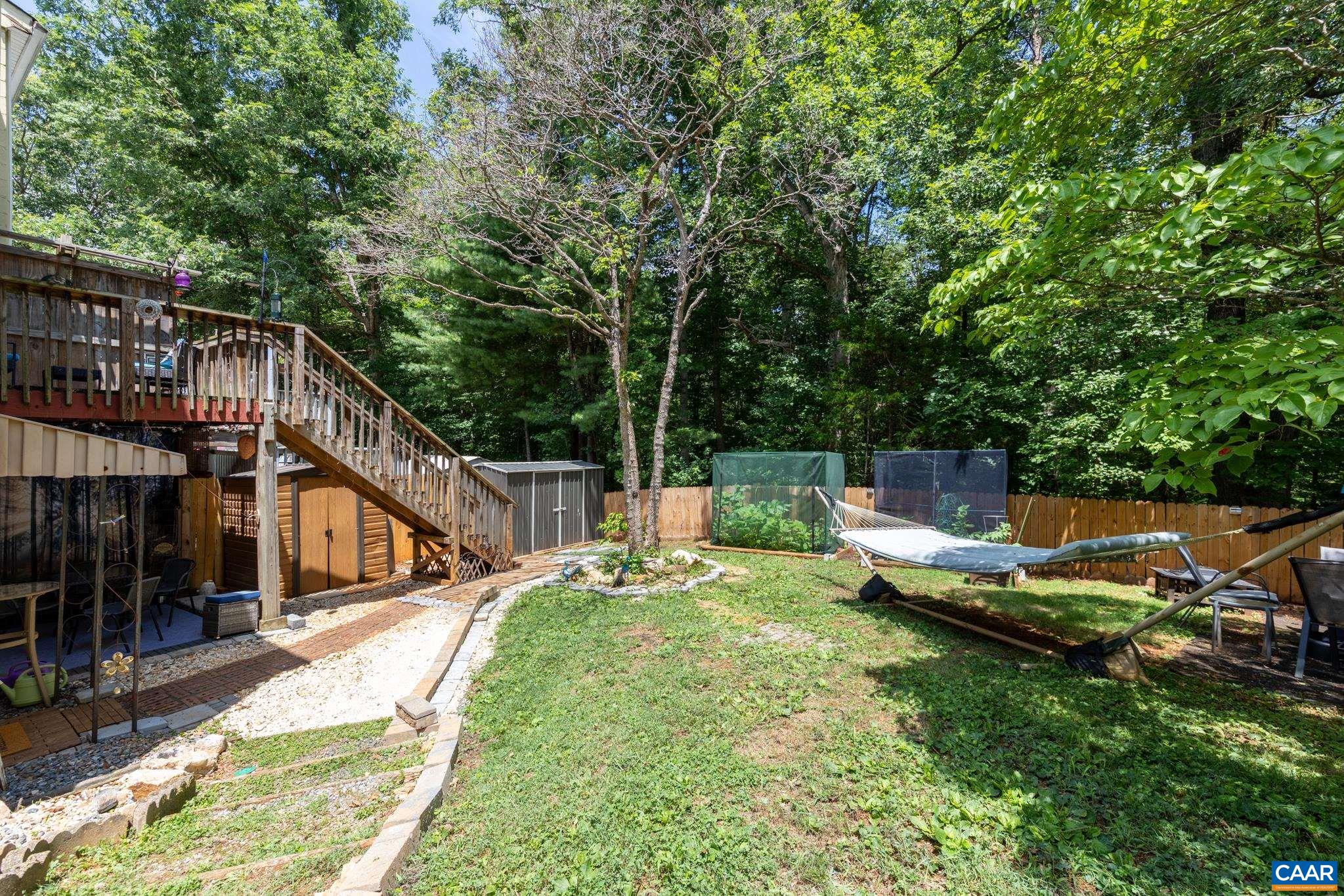 2416 WHITNEY CT