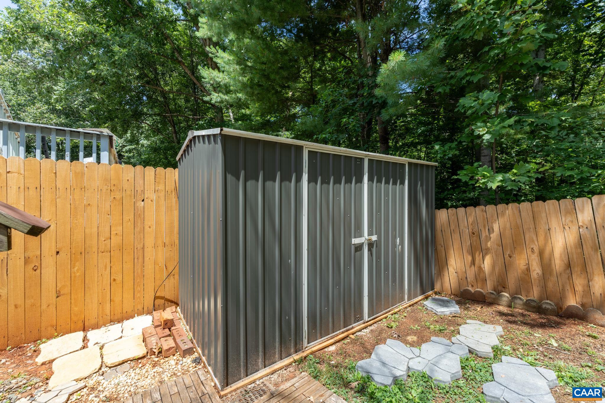 2416 WHITNEY CT