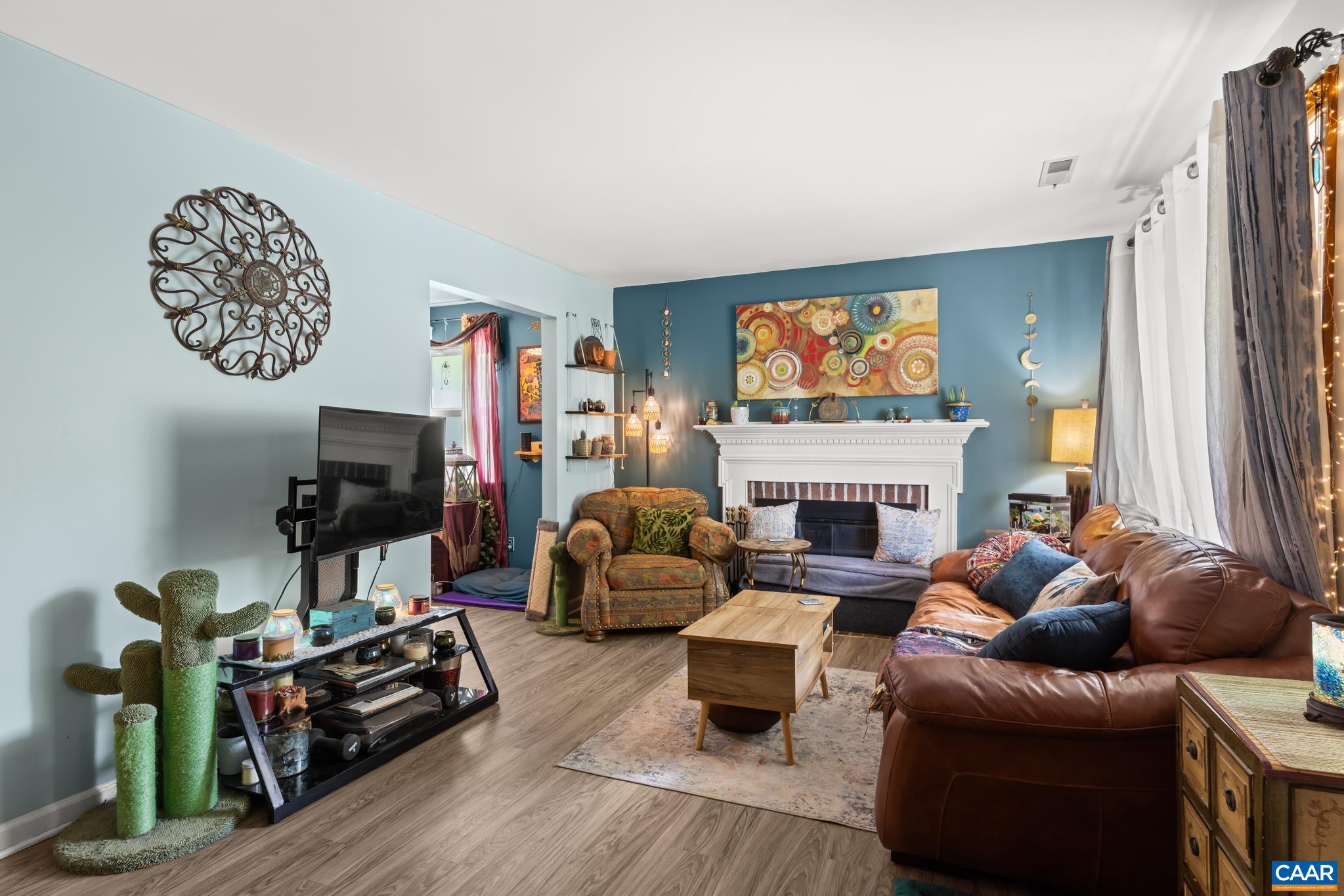 2416 WHITNEY CT