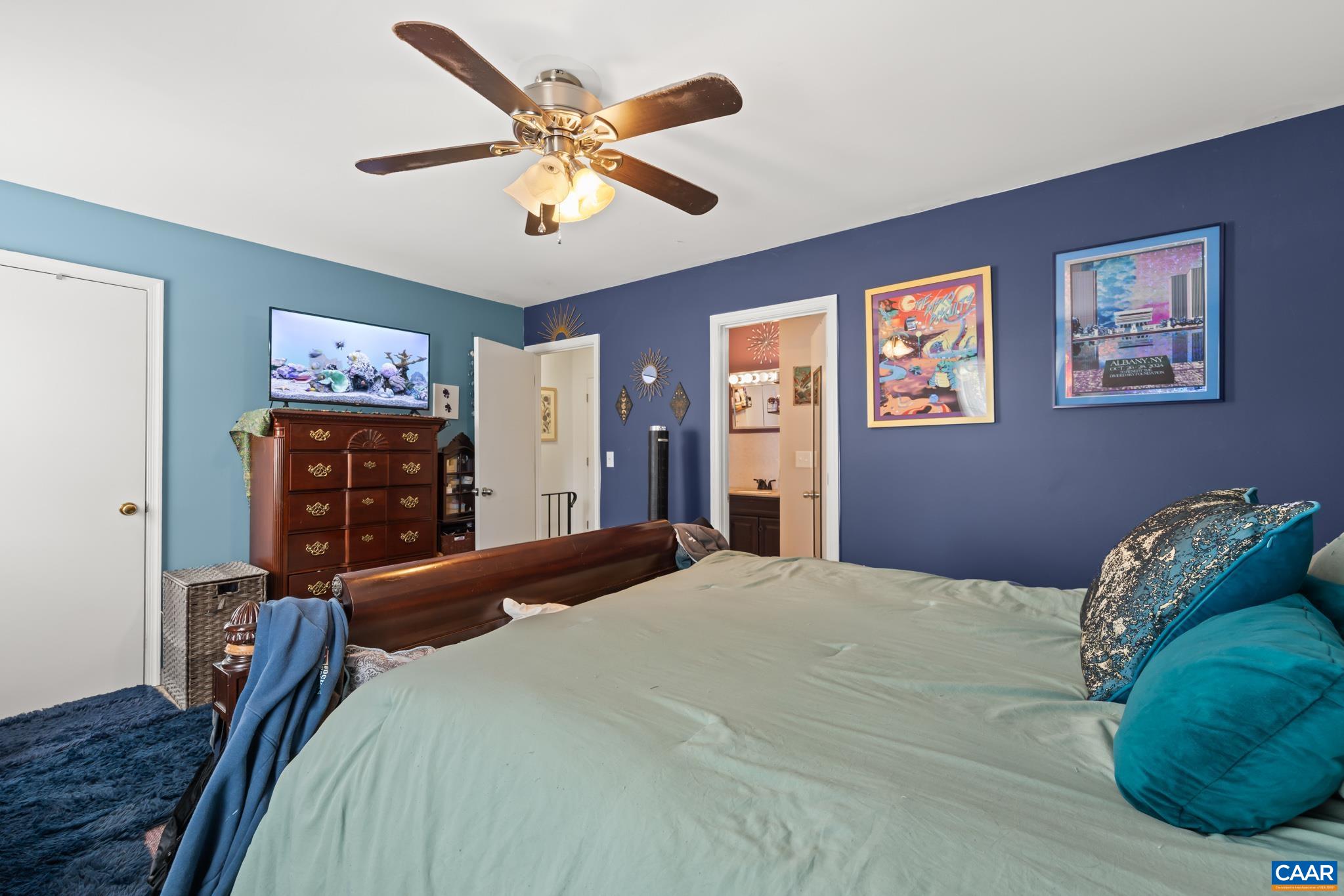 2416 WHITNEY CT