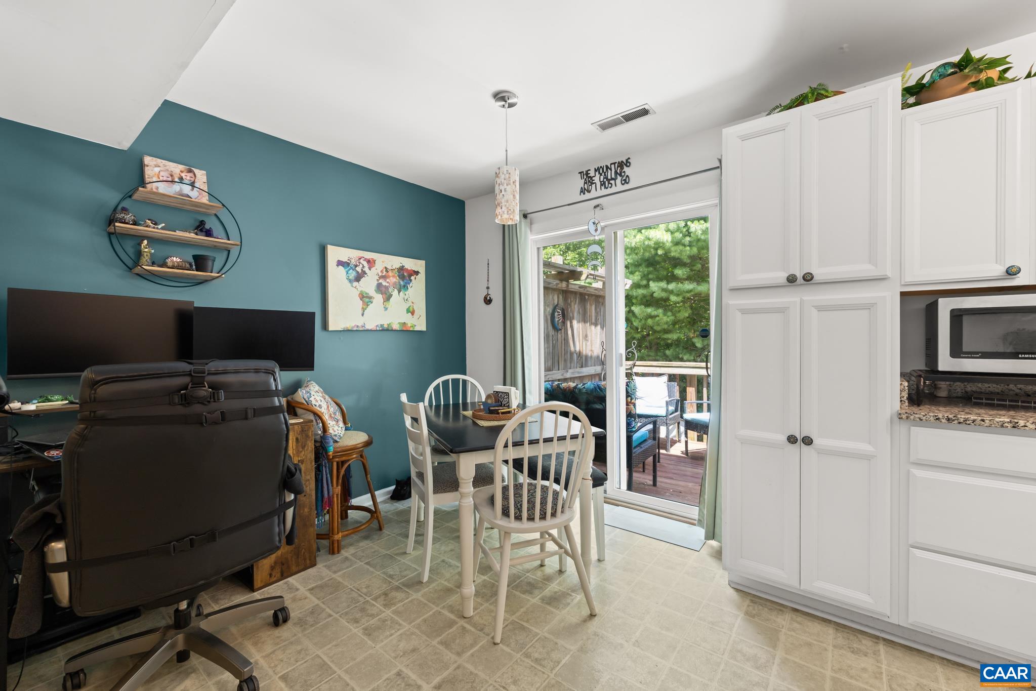 2416 WHITNEY CT