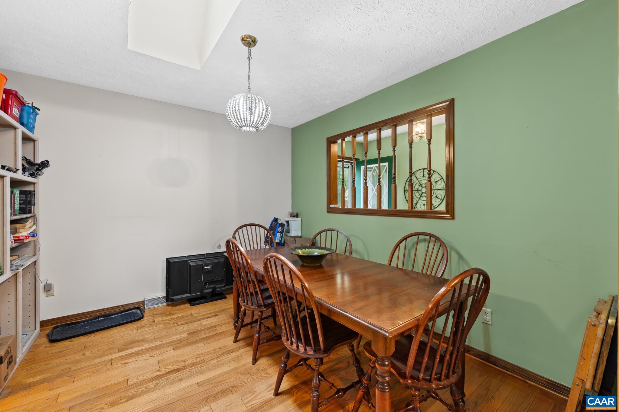 22 TANGLEWOOD RD