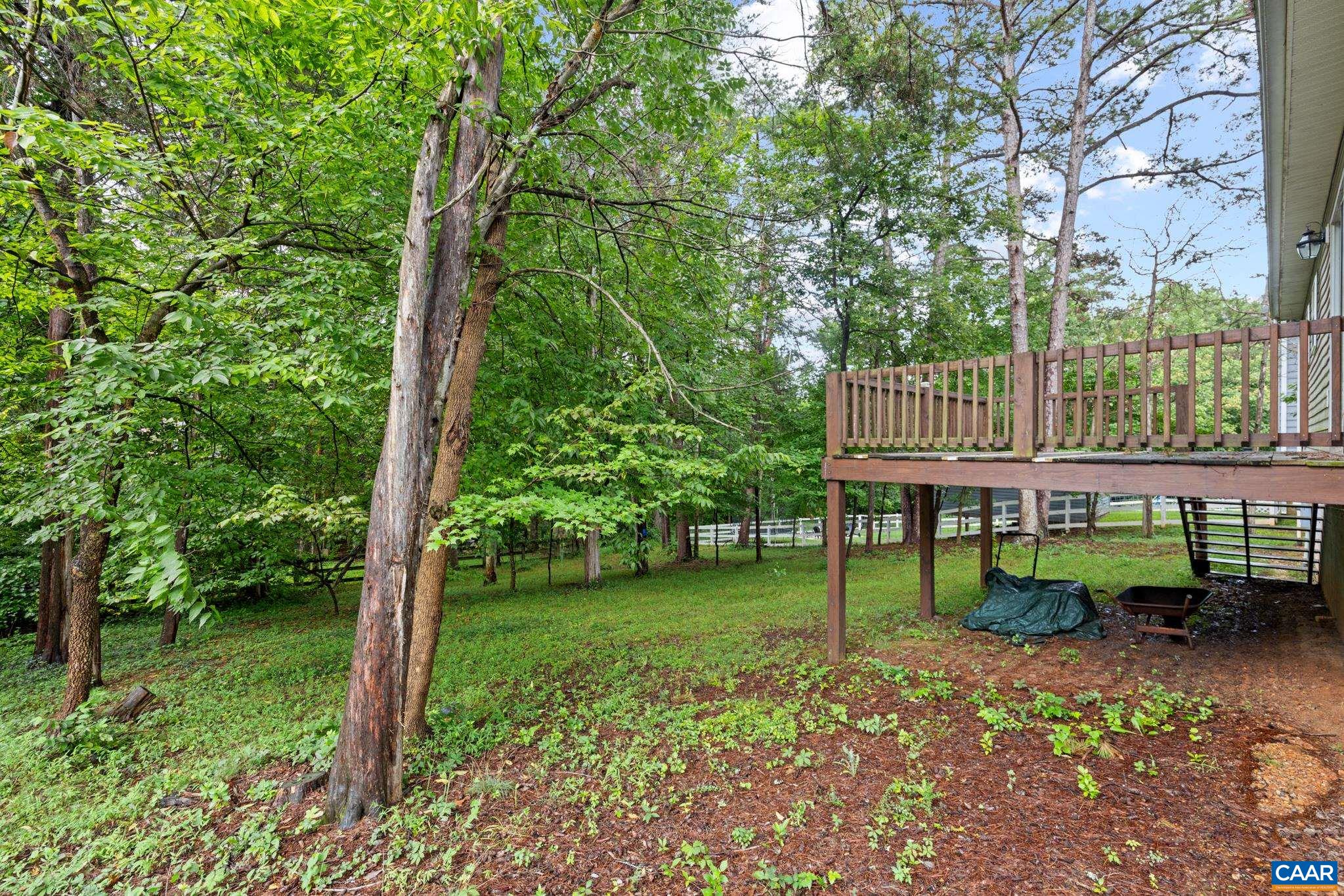 7 PLEASANT VIEW TER
