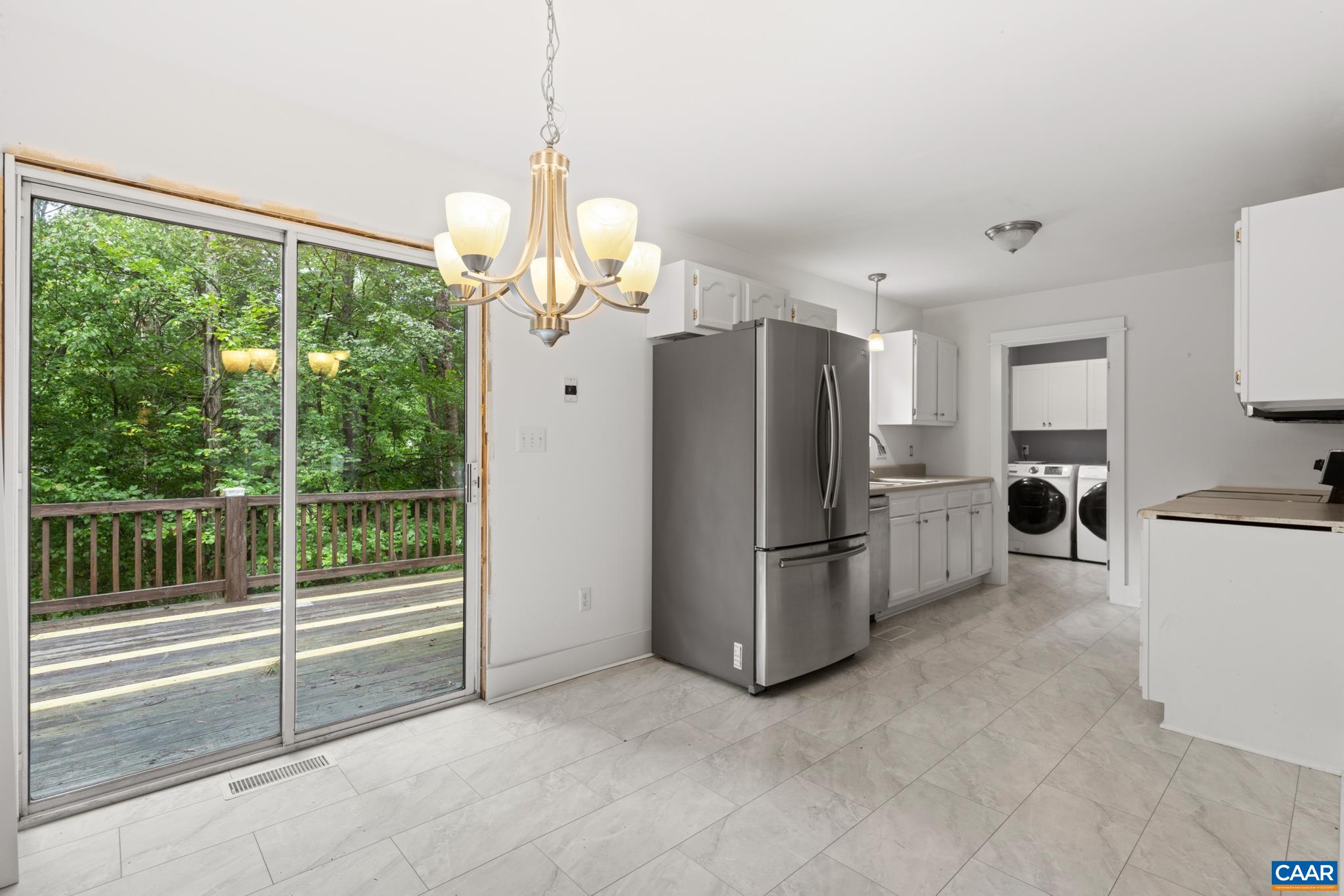 7 PLEASANT VIEW TER