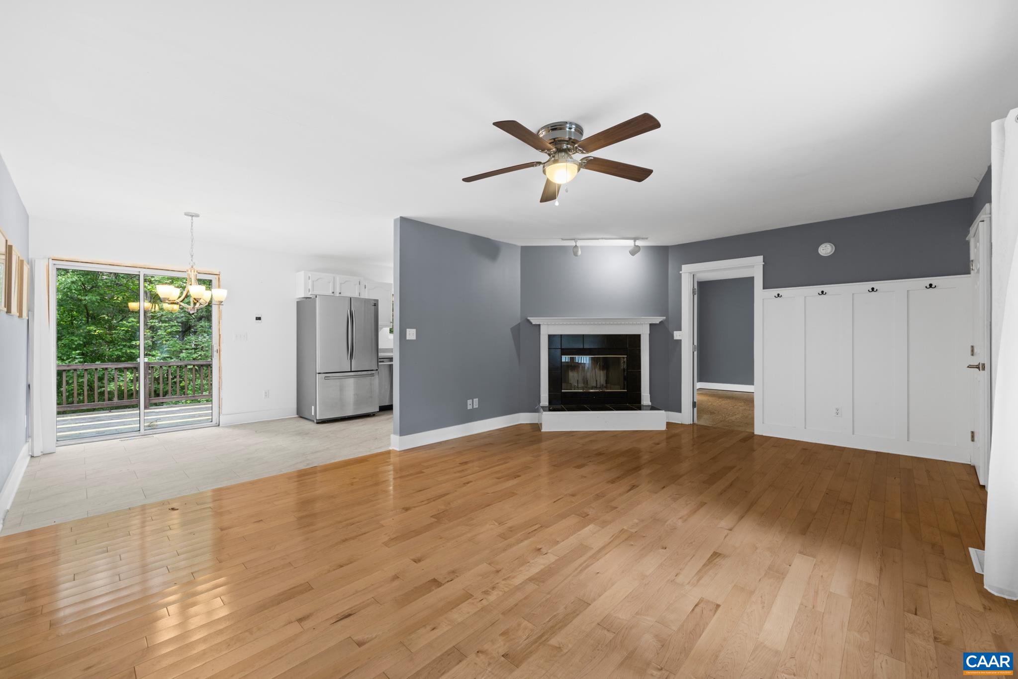7 PLEASANT VIEW TER
