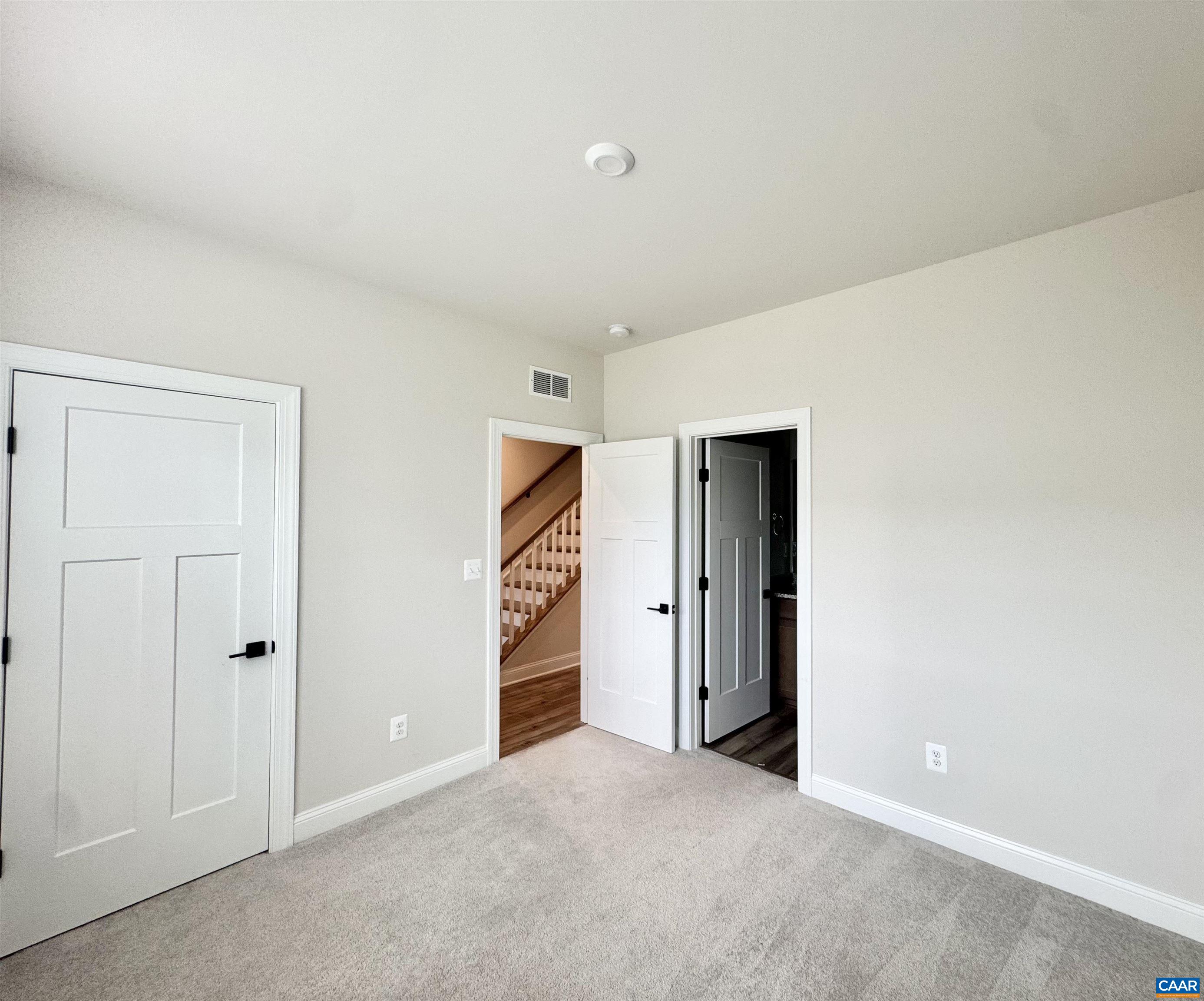 2208 BRINDLE LN