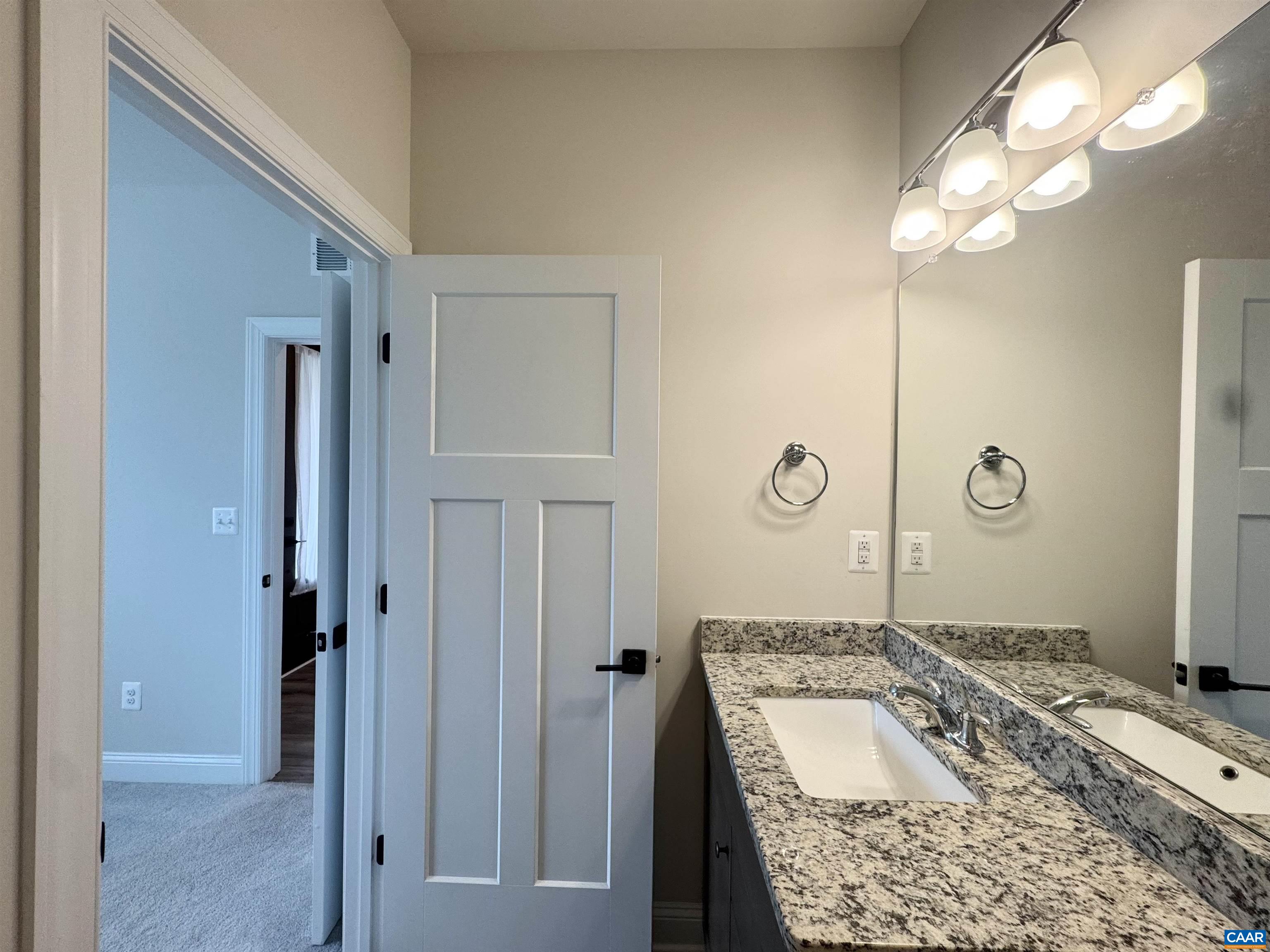2208 BRINDLE LN
