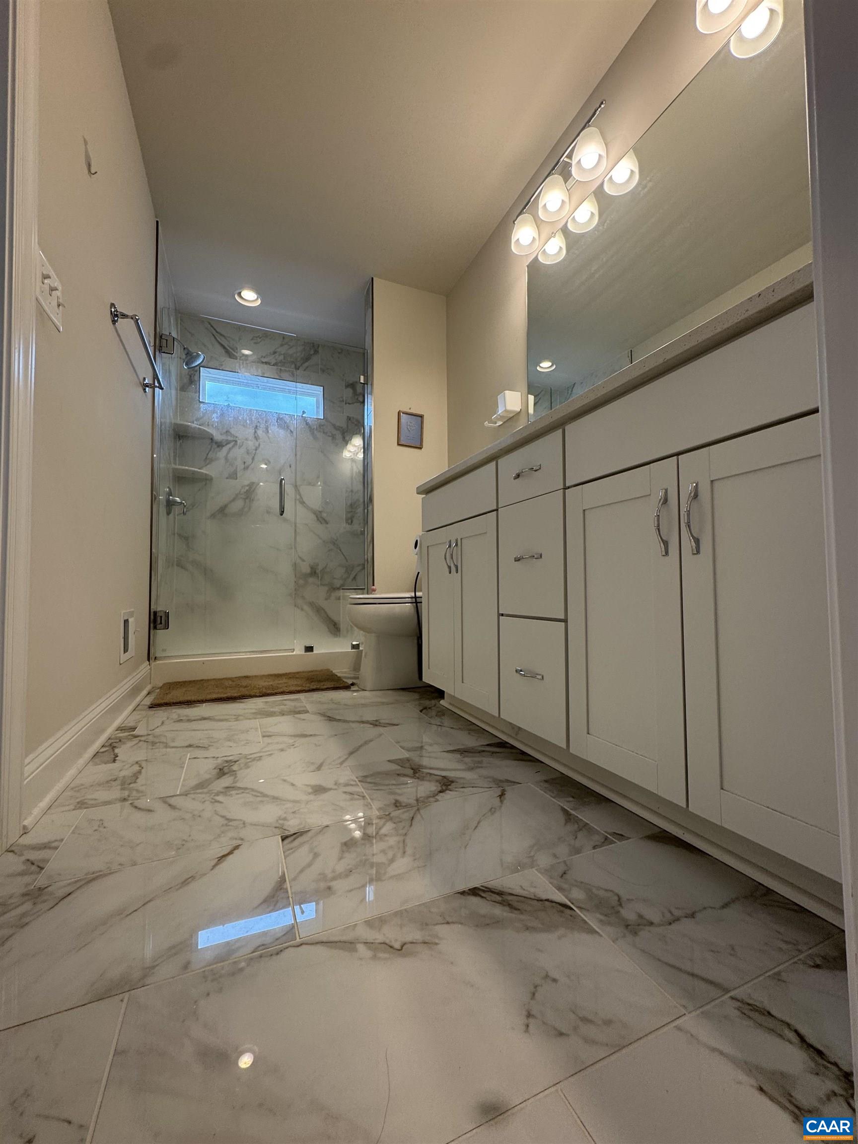 2208 BRINDLE LN