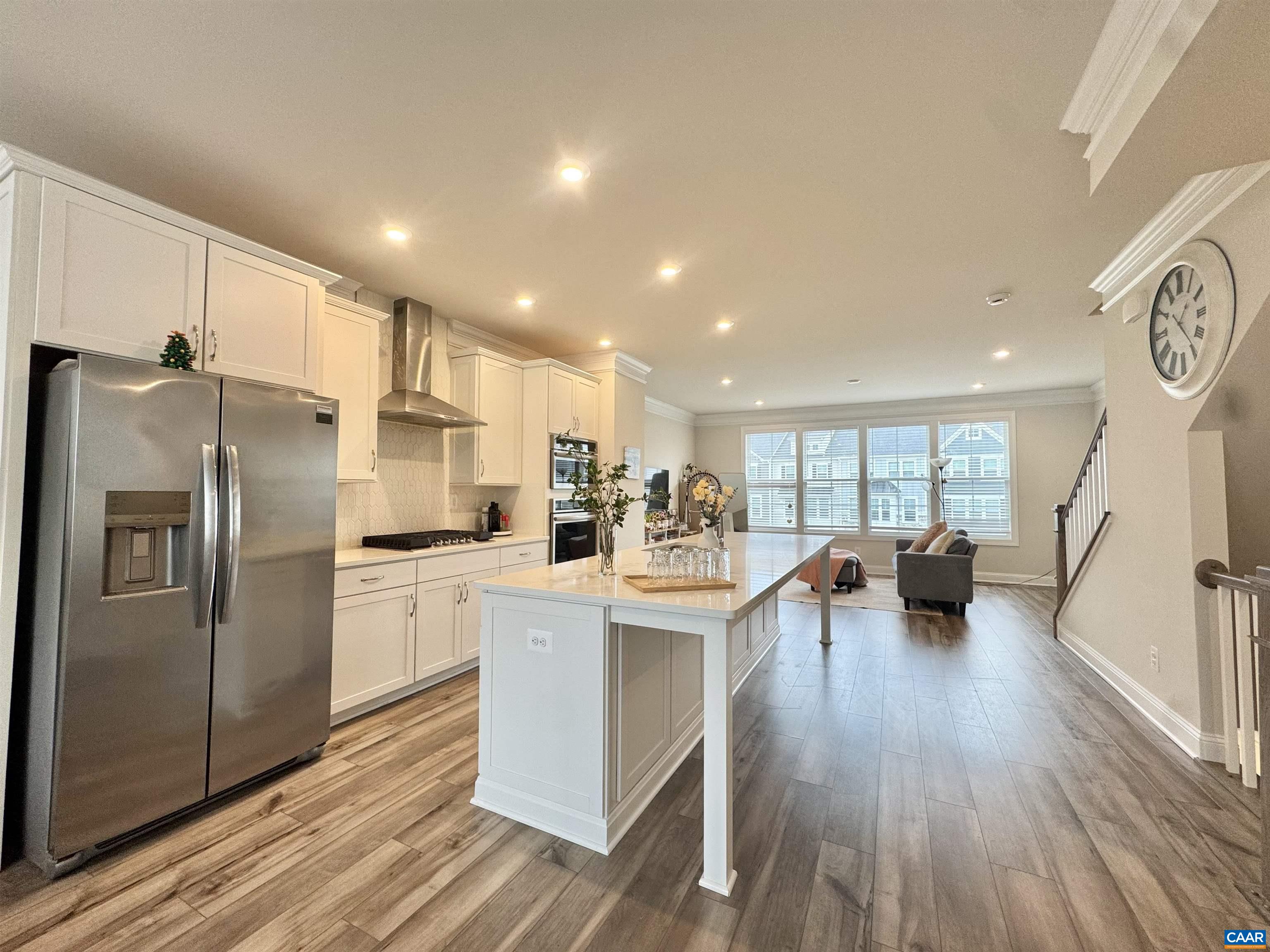 2208 BRINDLE LN