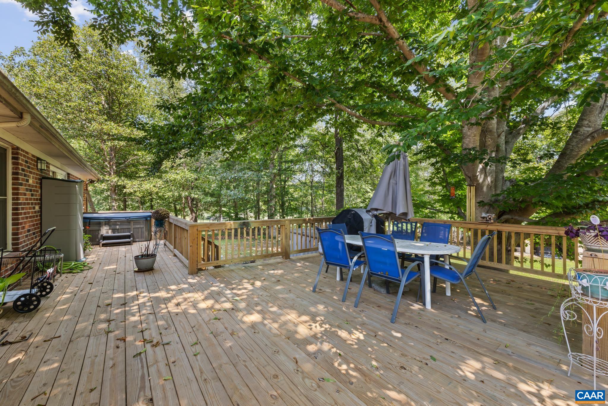725 MECHUNK CREEK DR