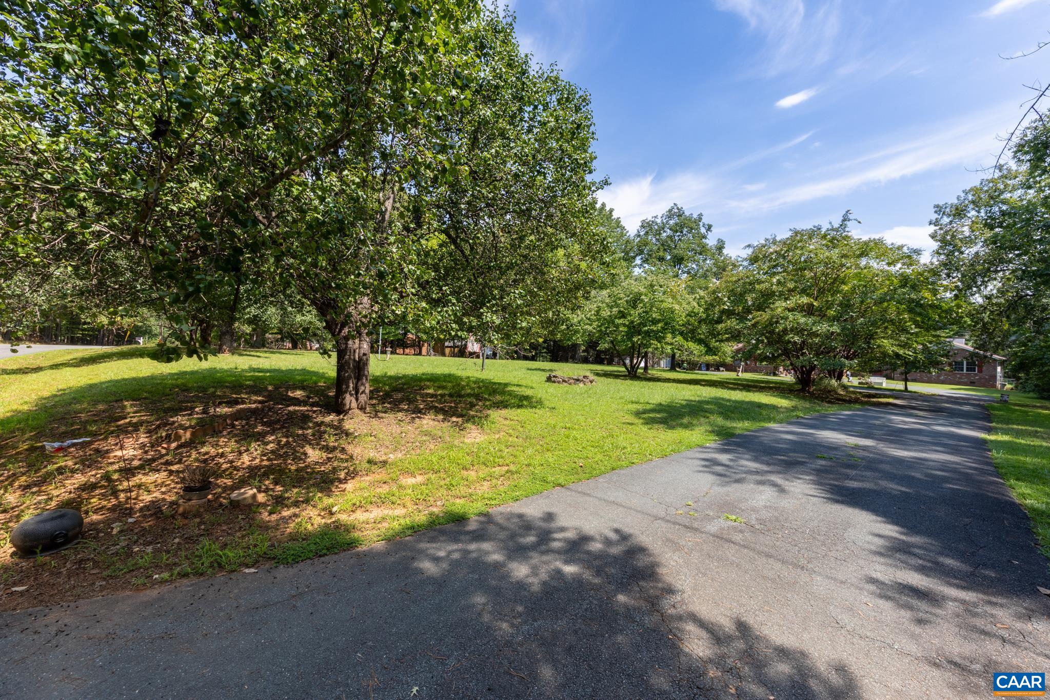 725 MECHUNK CREEK DR