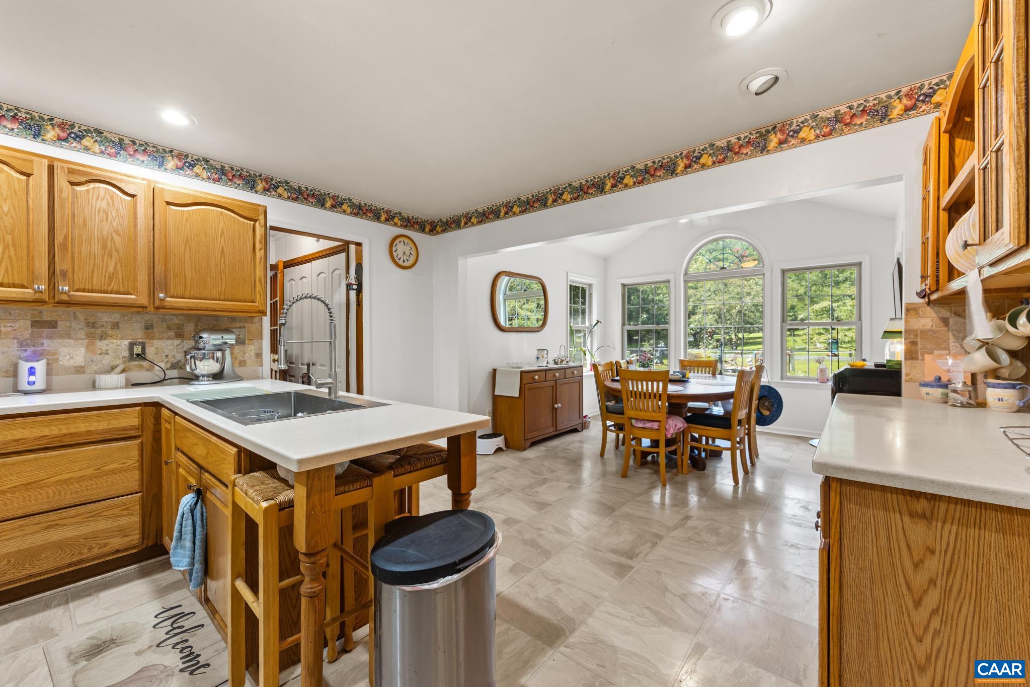 725 MECHUNK CREEK DR