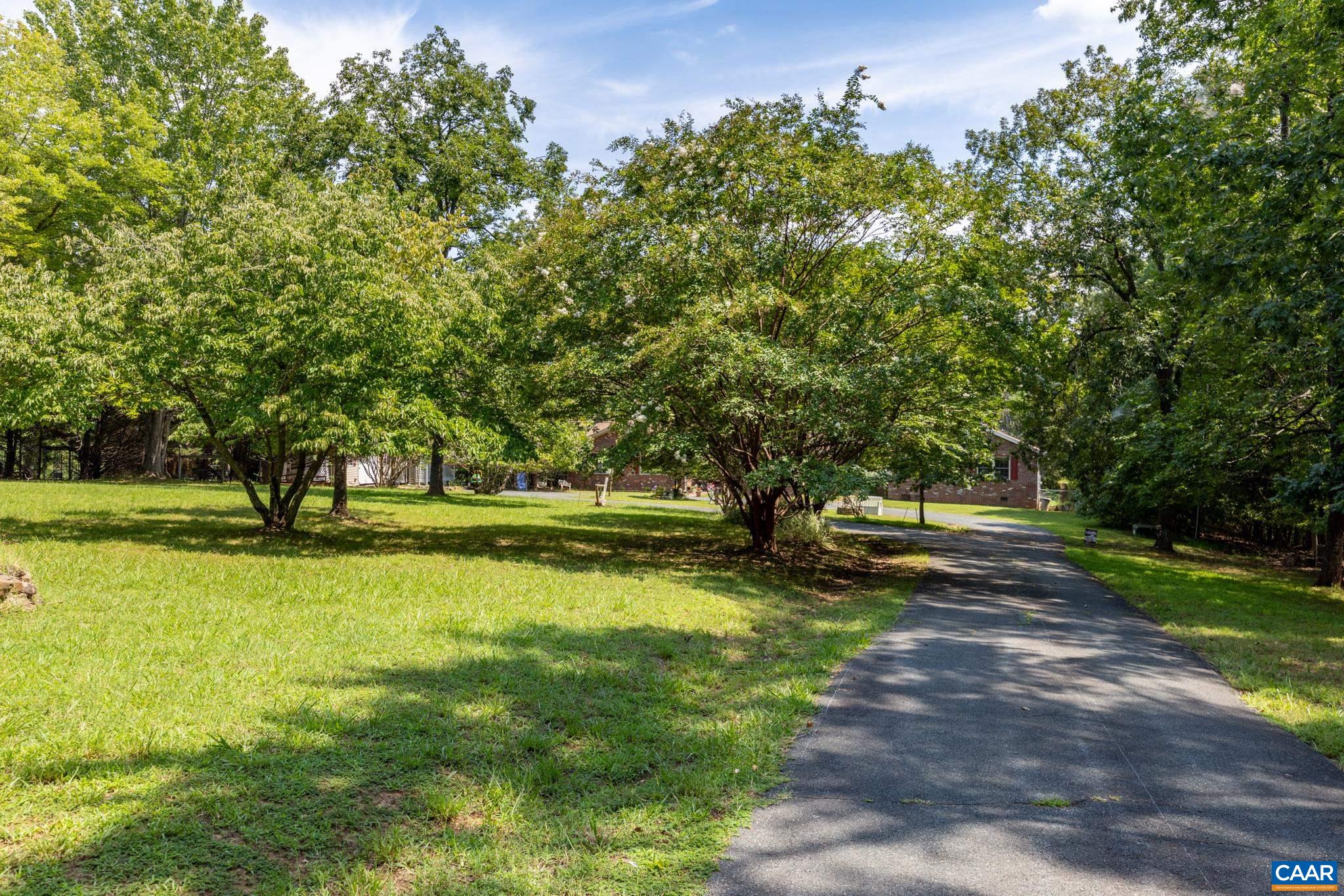725 MECHUNK CREEK DR