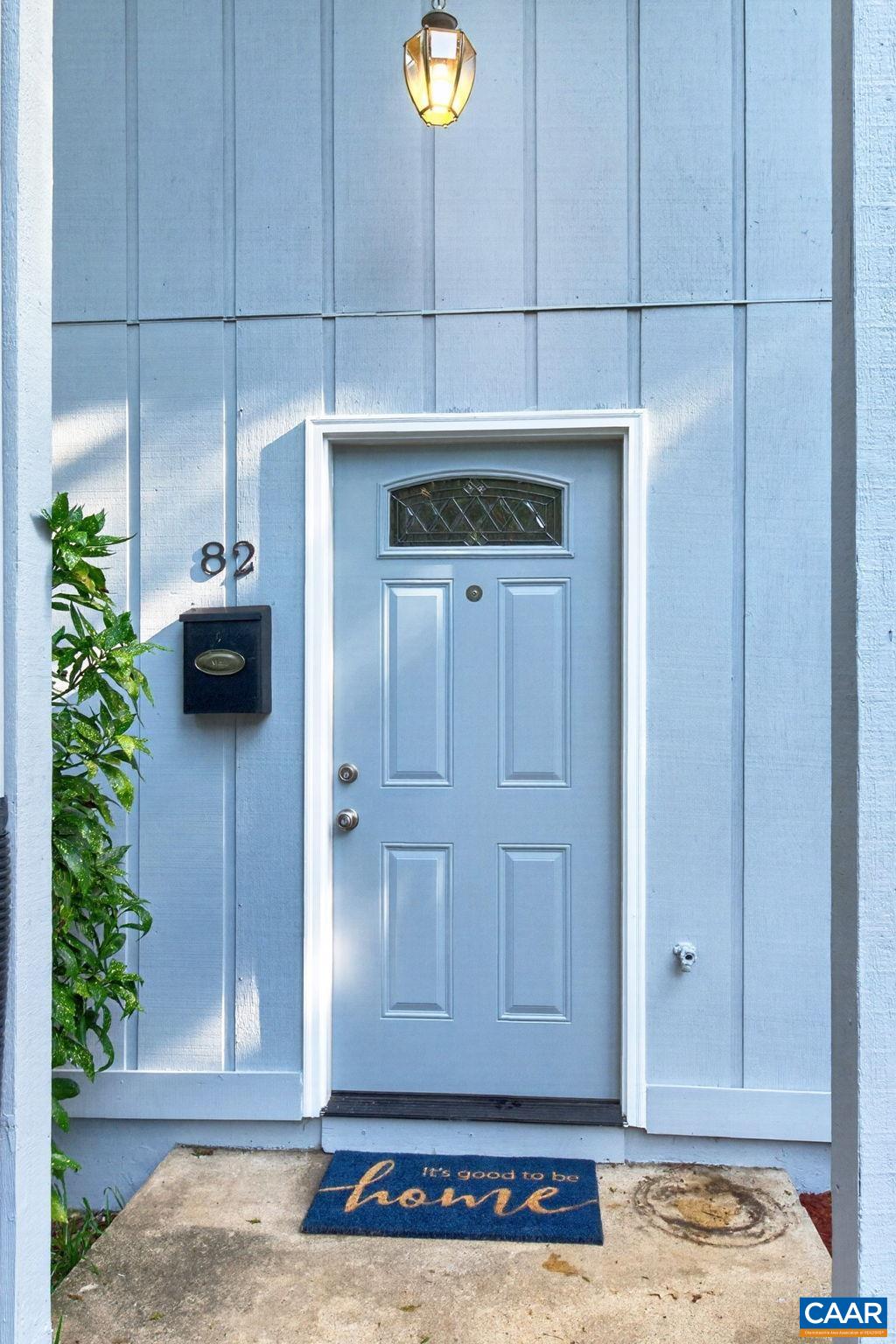 82 WOODLAKE DR