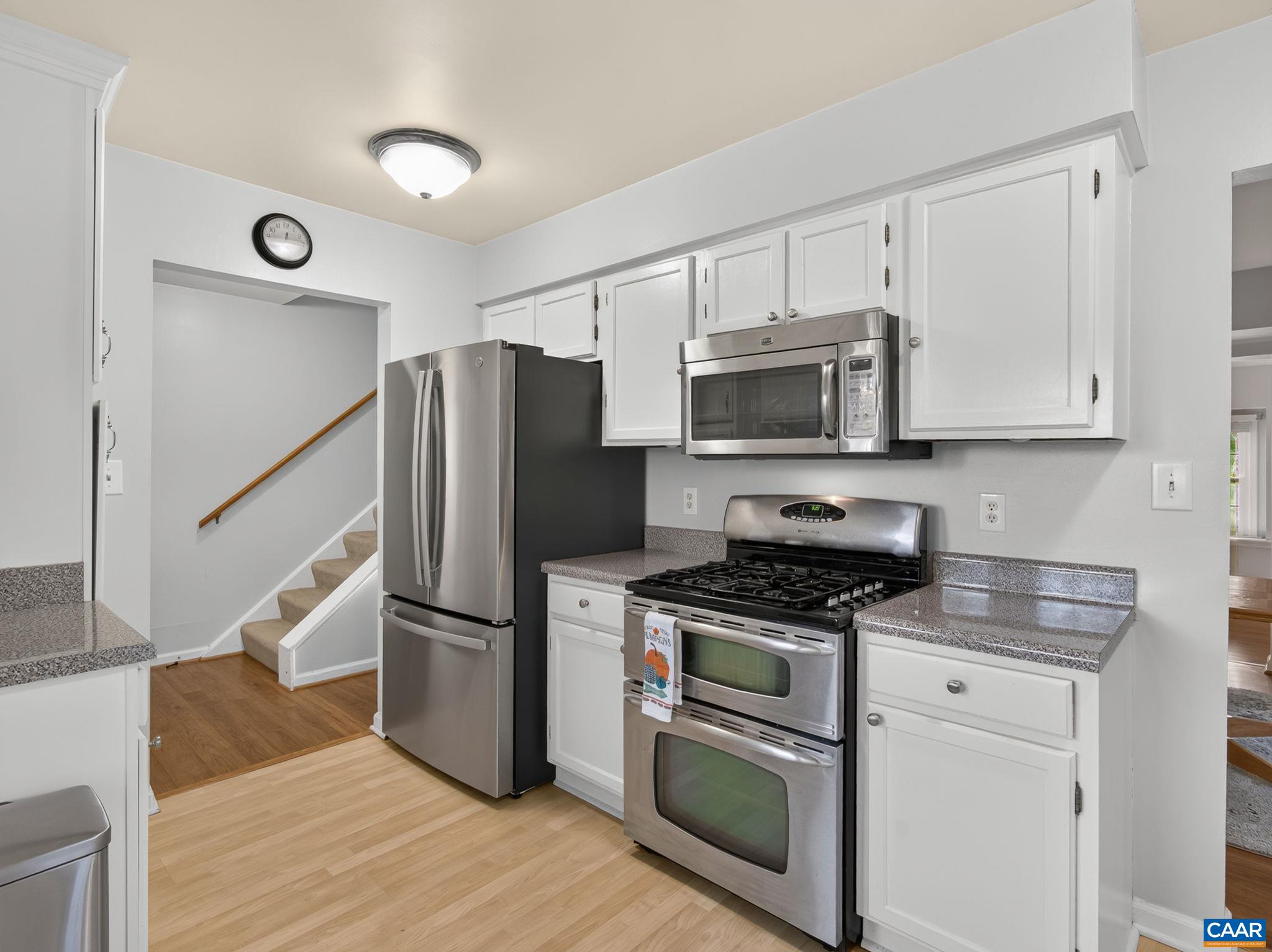 1400 MINOR RIDGE CT