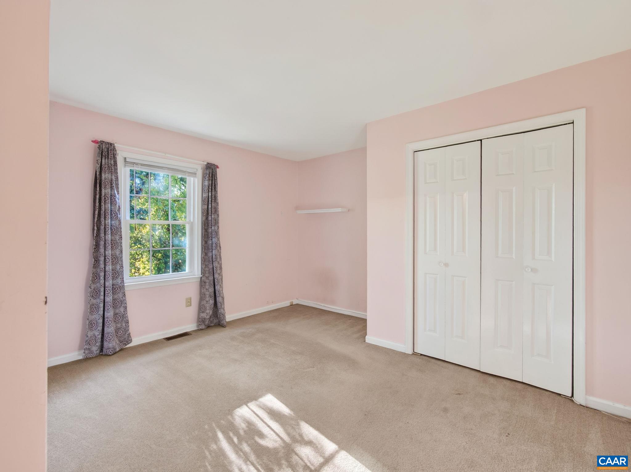 1400 MINOR RIDGE CT