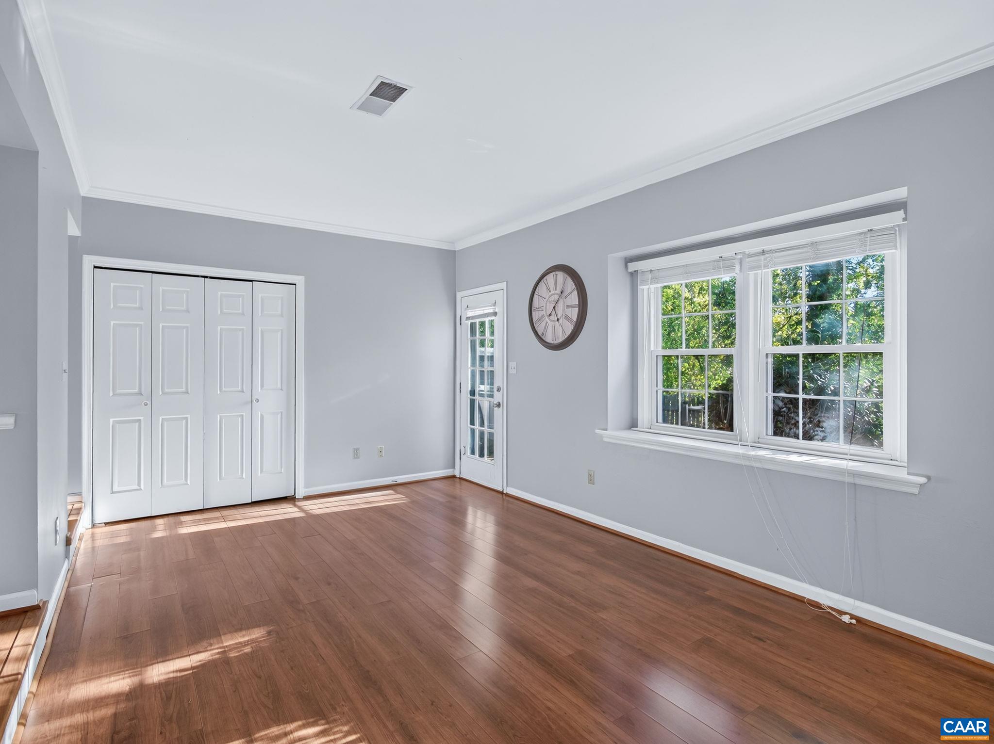 1400 MINOR RIDGE CT