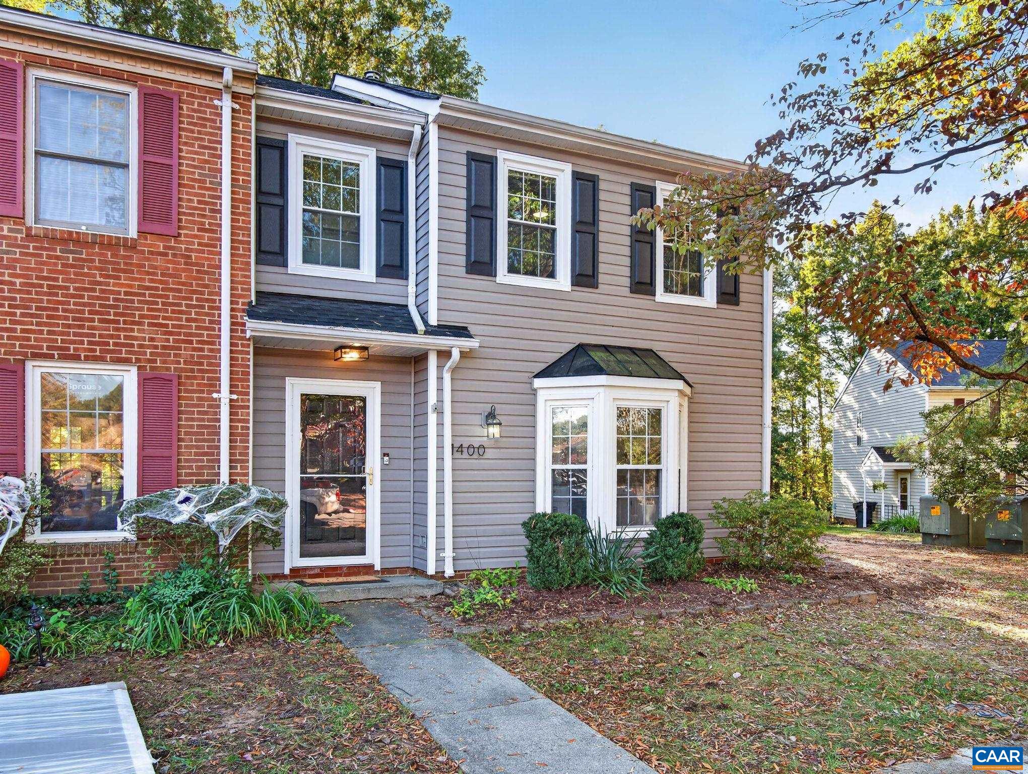 1400 MINOR RIDGE CT