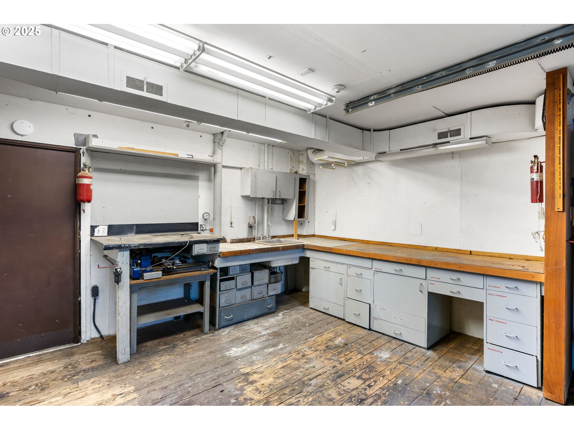 6432 SW BURLINGAME PL