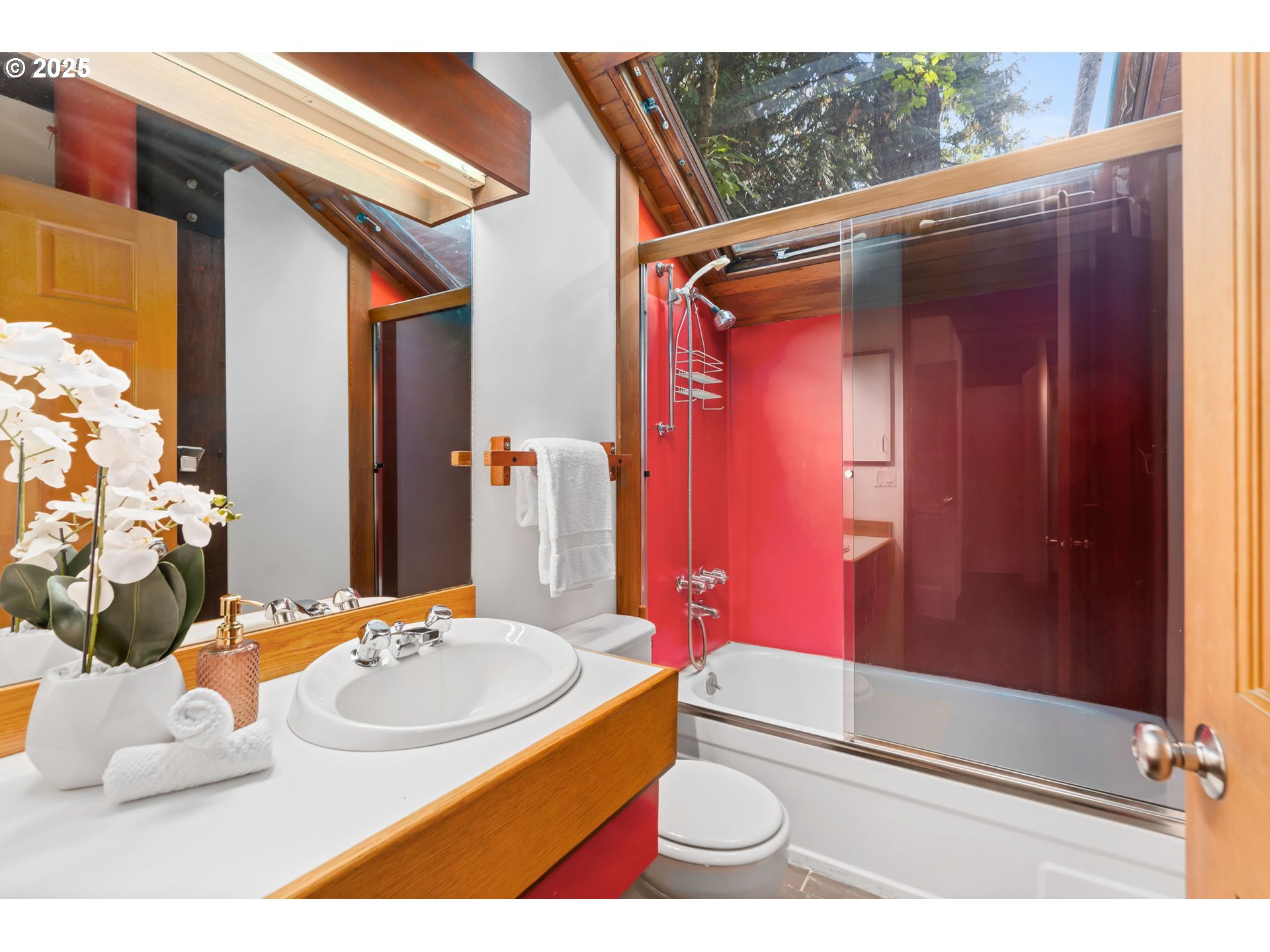 6432 SW BURLINGAME PL