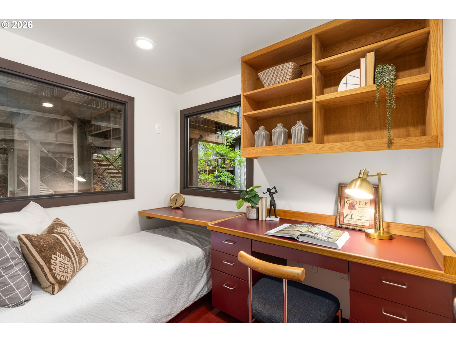 6432 SW BURLINGAME PL